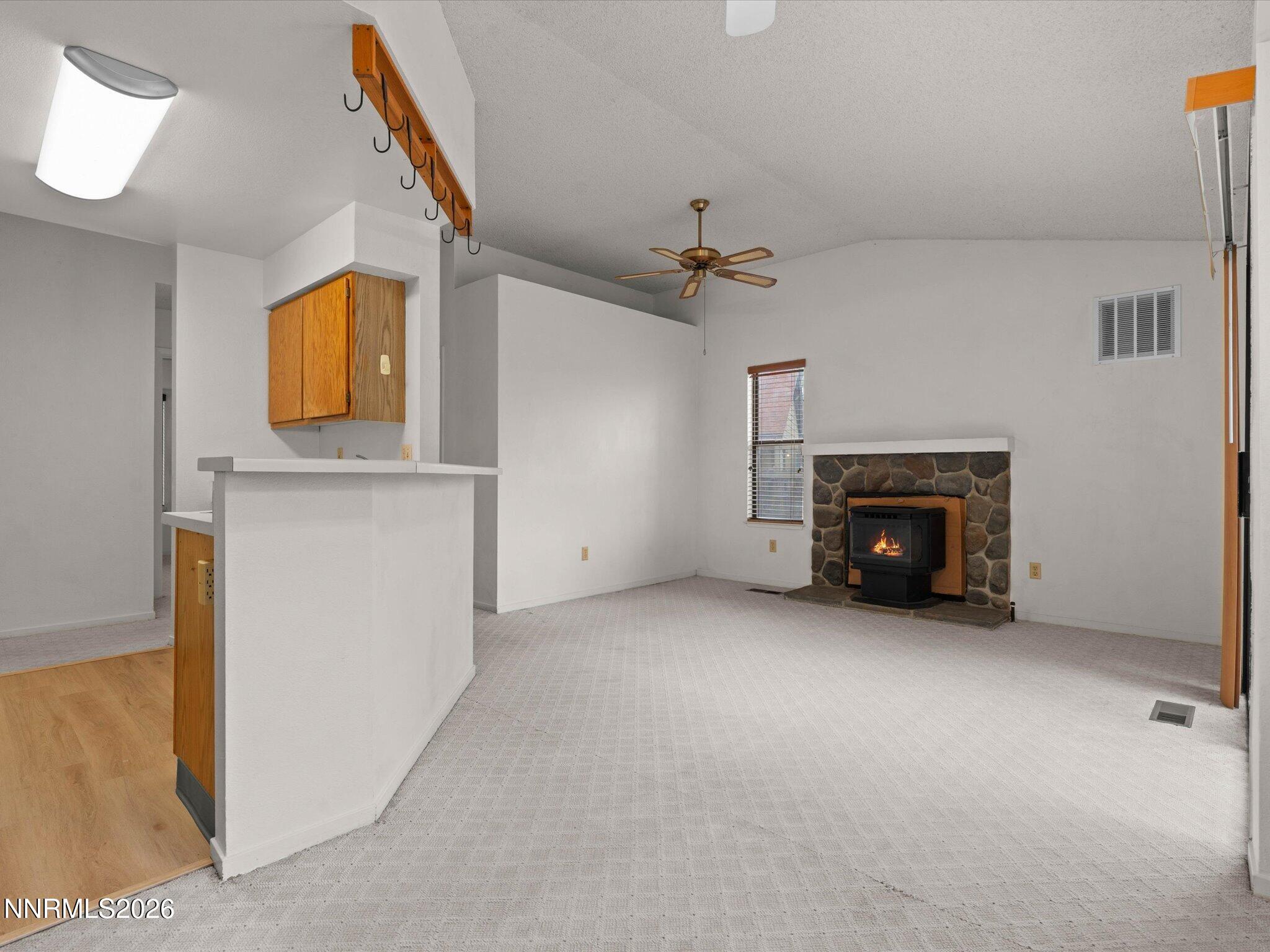 1682 Johns Circle Property Photo 10