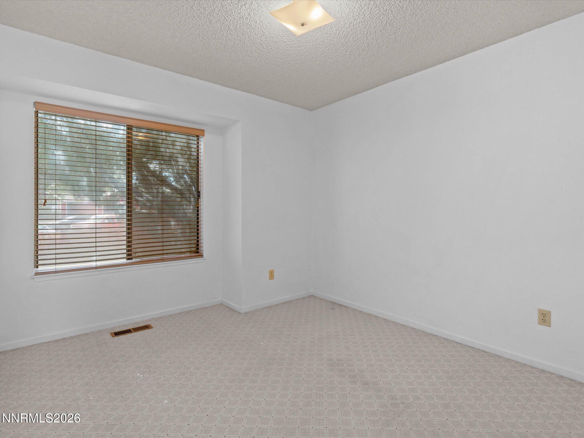 1682 Johns Circle Property Photo 23