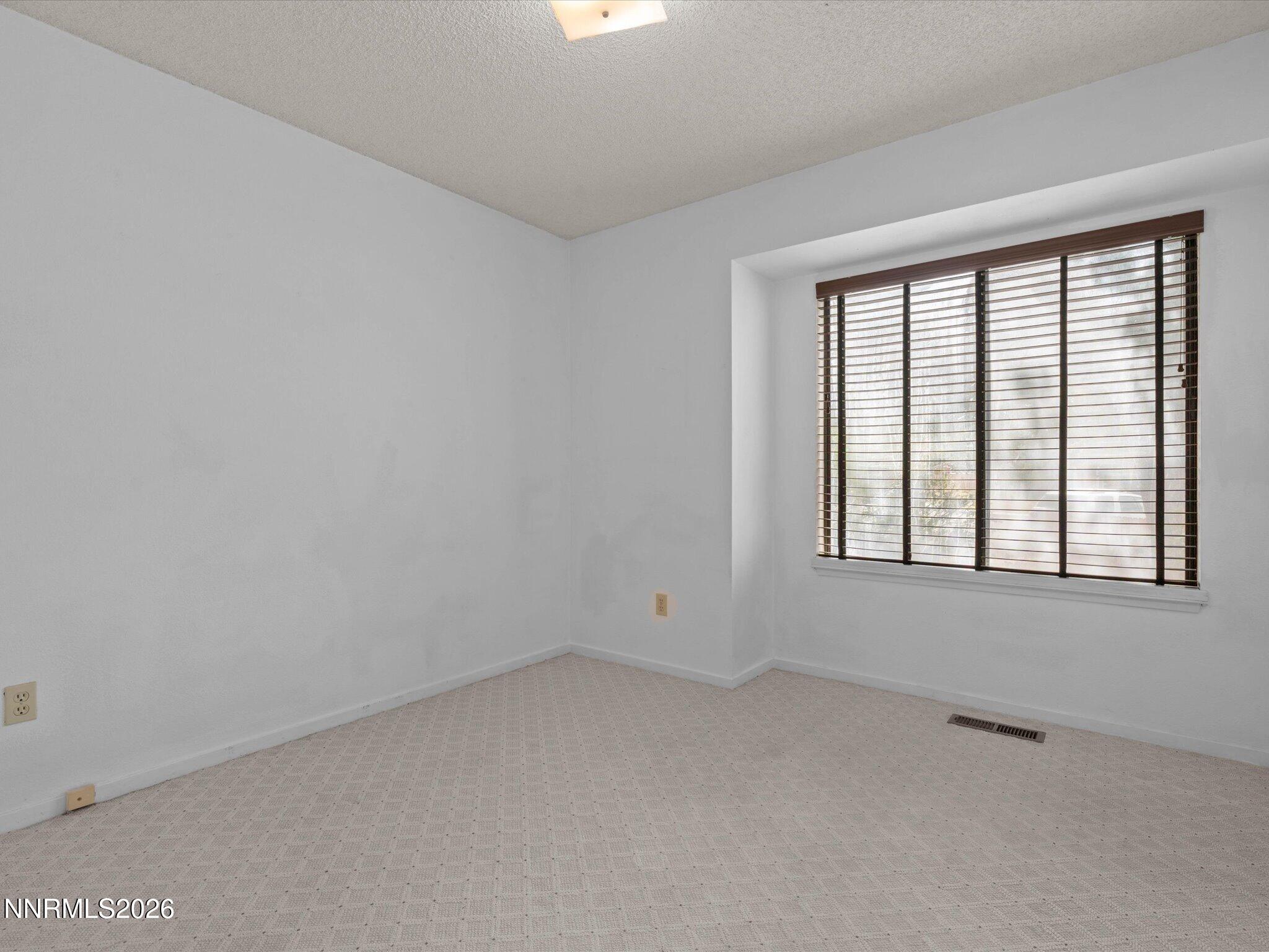 1682 Johns Circle Property Photo 26