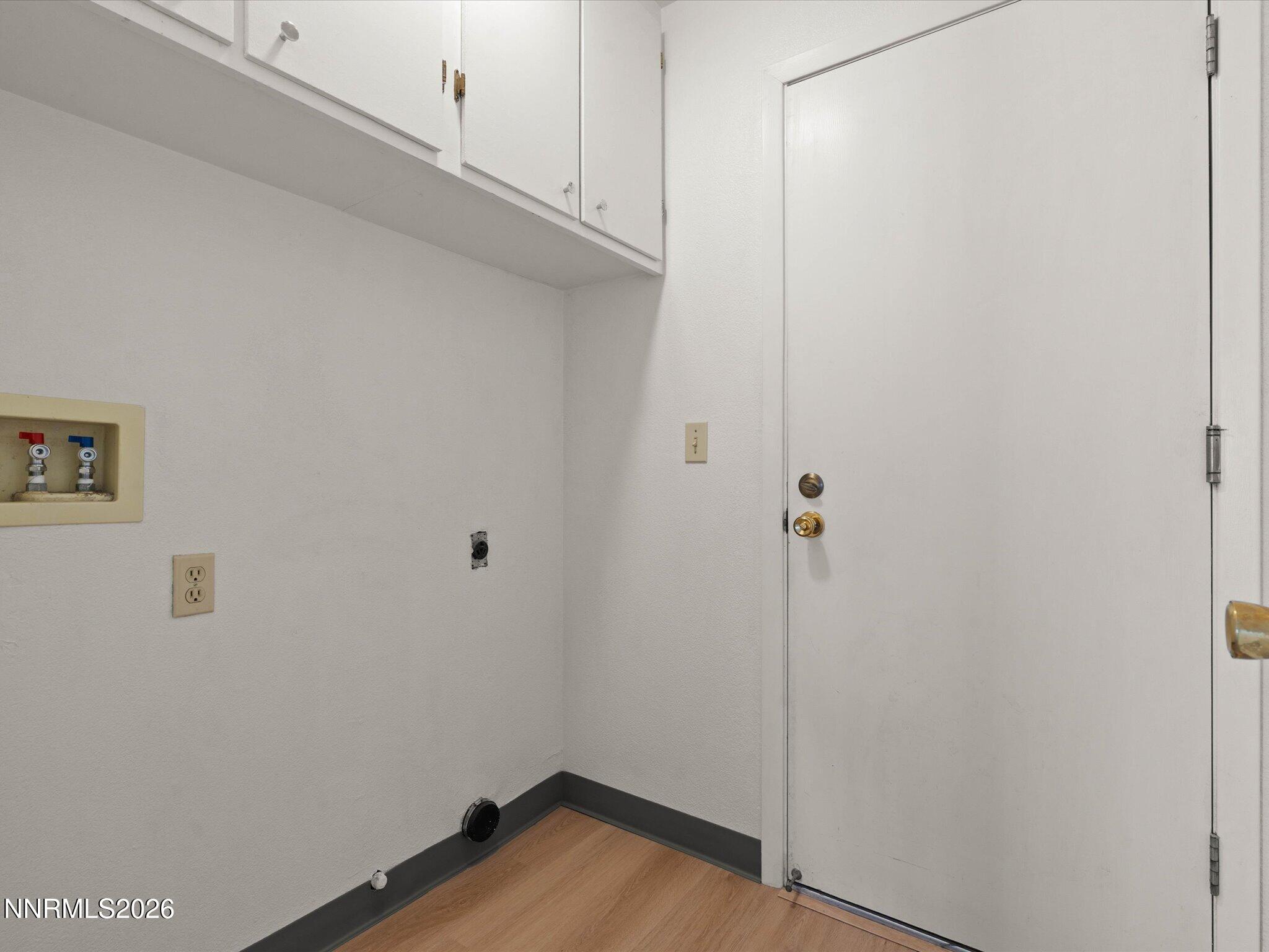 1682 Johns Circle Property Photo 28