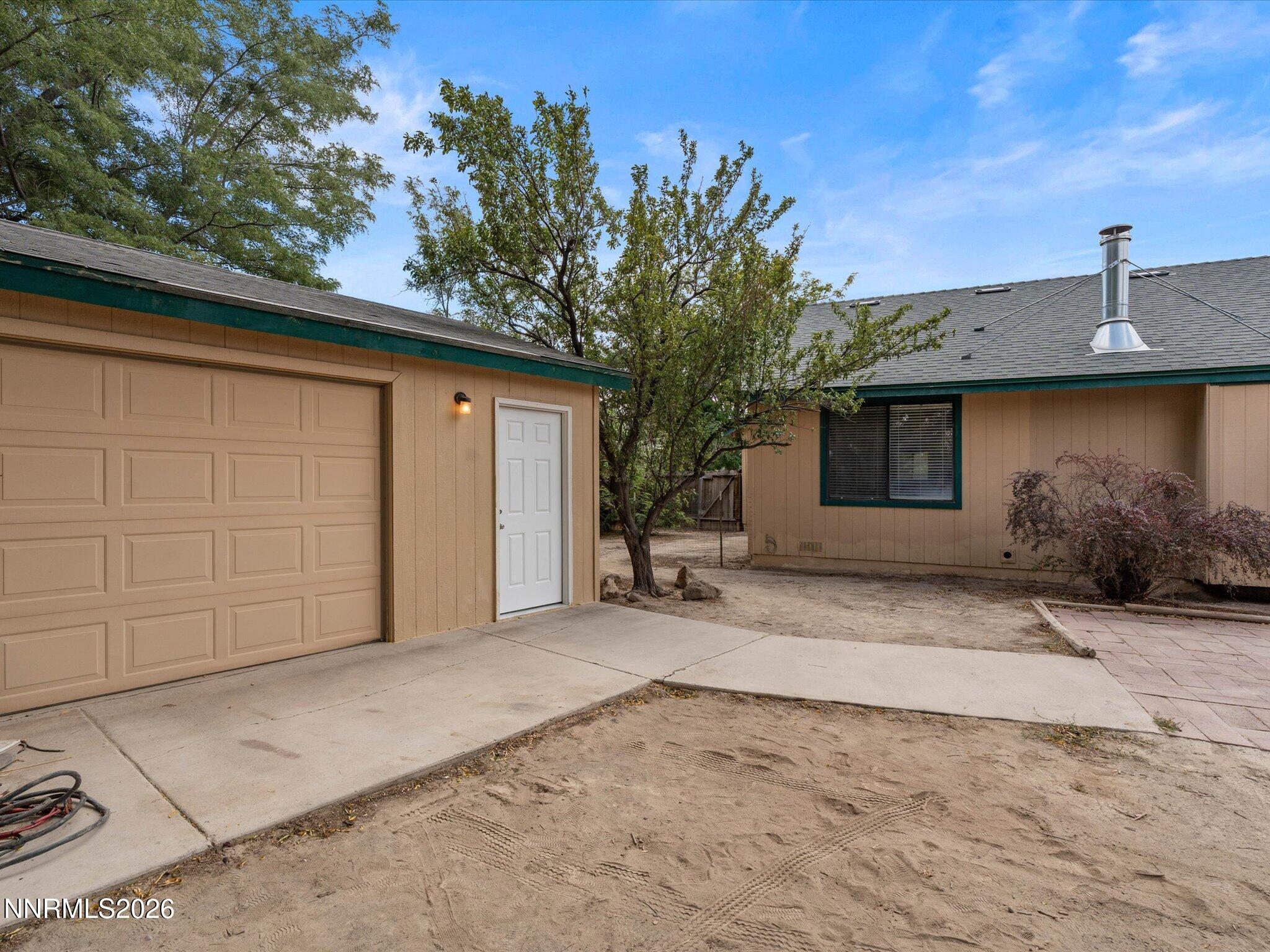 1682 Johns Circle Property Photo 31