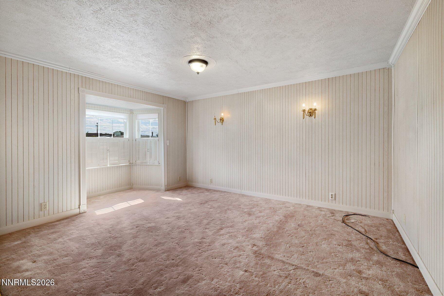 2074 Fairmont Way Property Photo 16