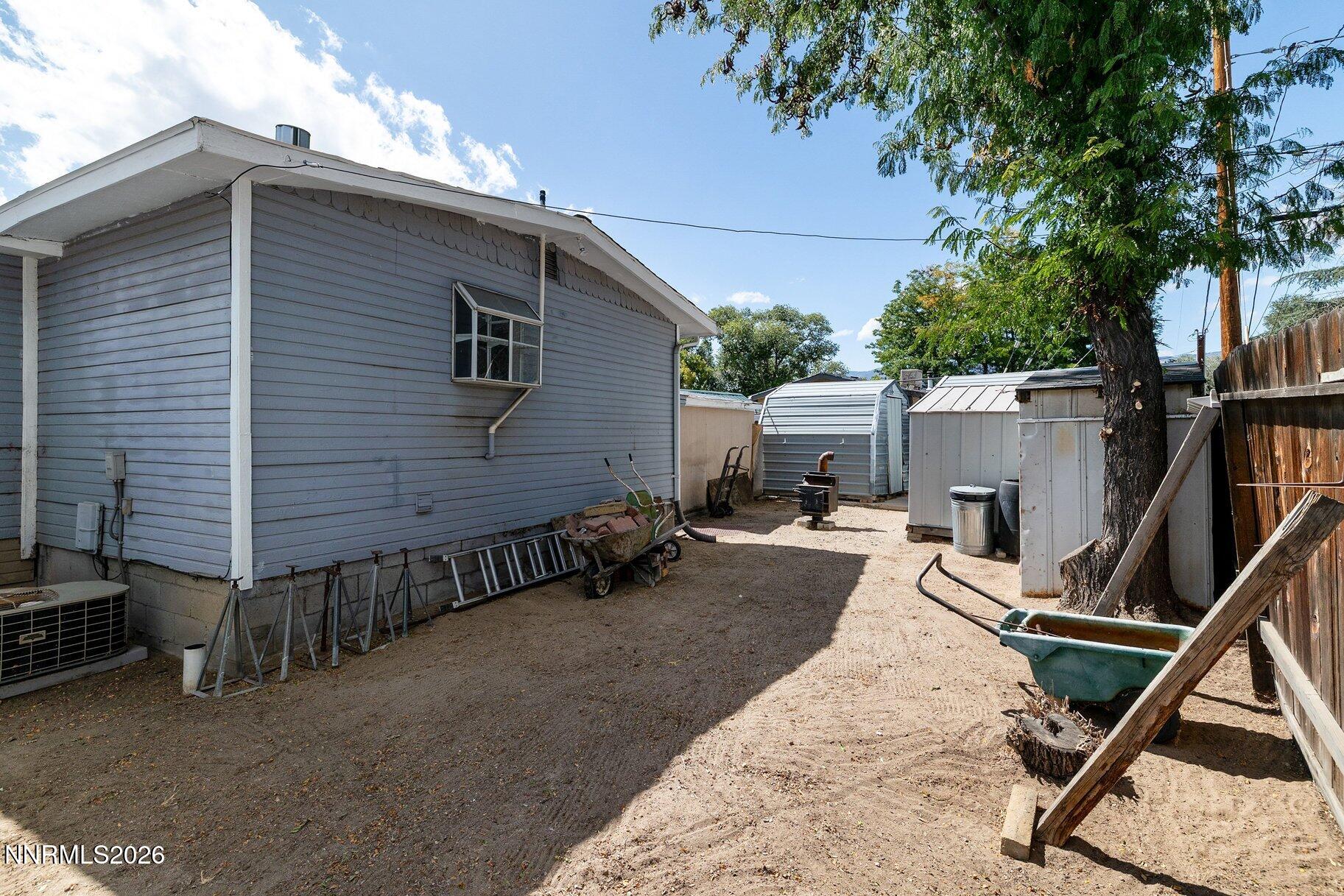 2074 Fairmont Way Property Photo 27