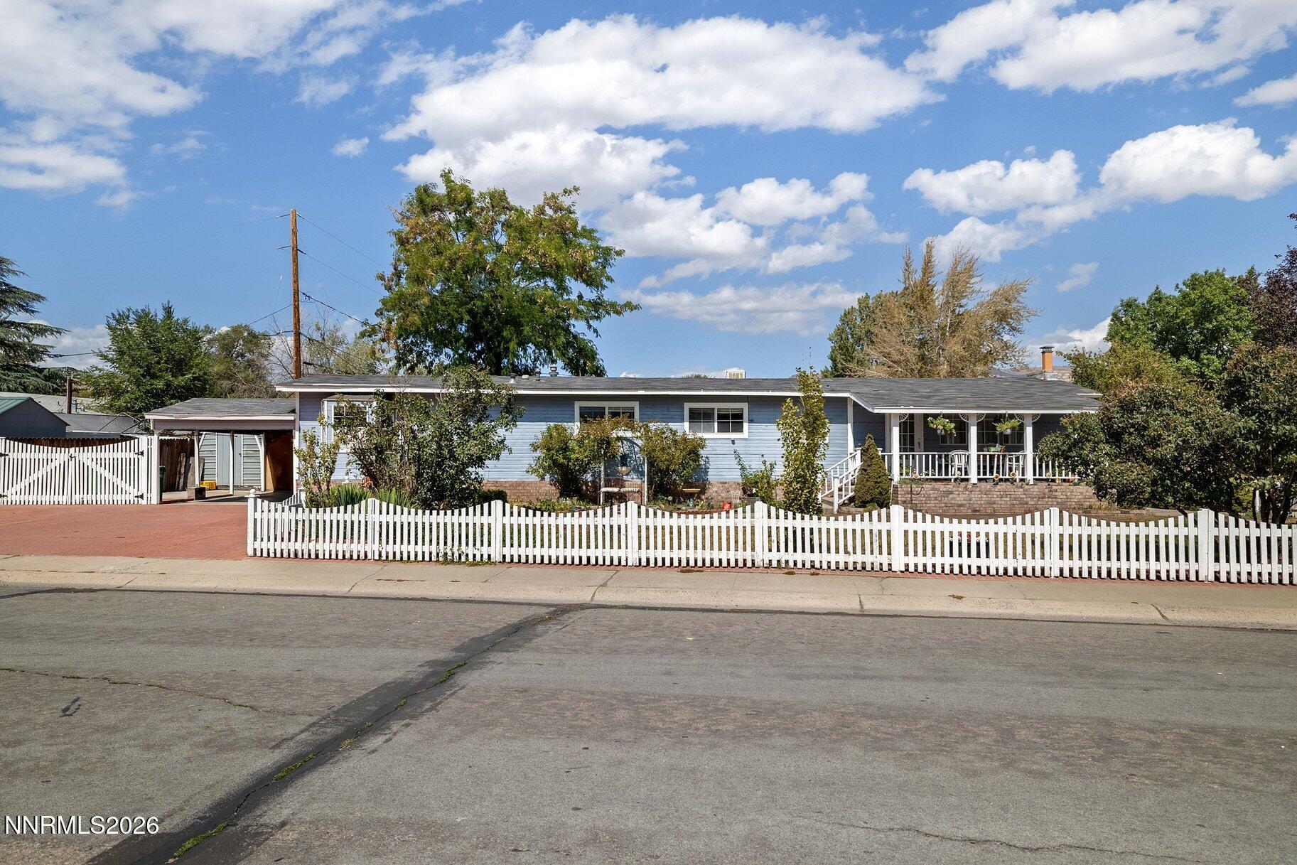 2074 Fairmont Way Property Photo 28