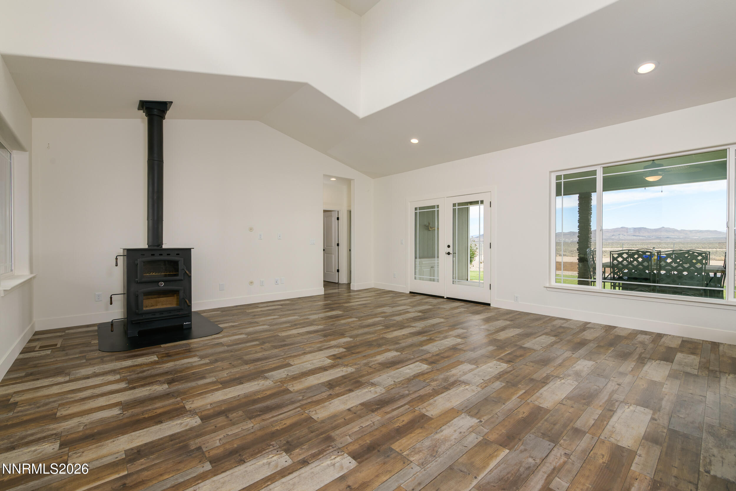 91 Wild Poppy Court Property Photo 7
