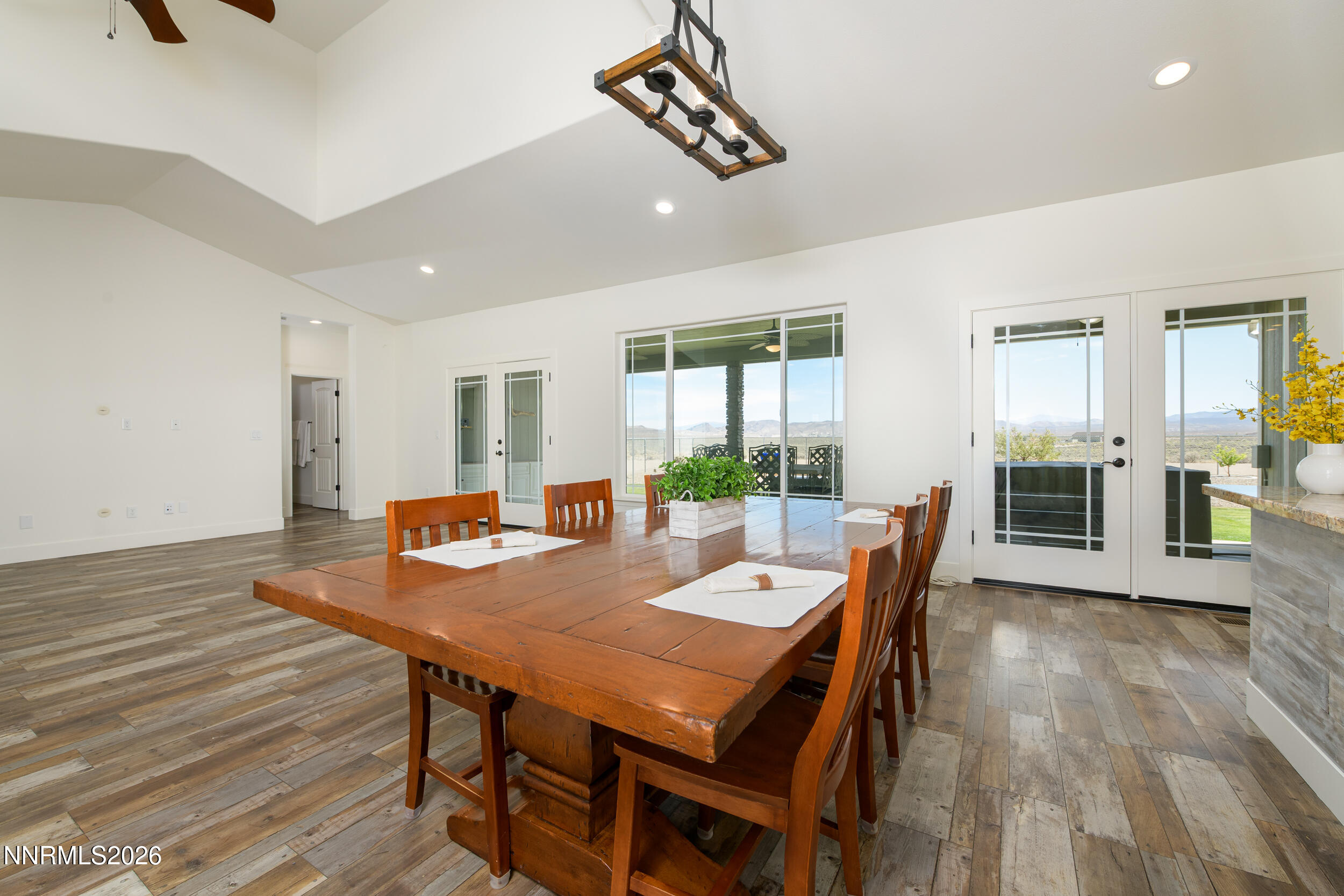 91 Wild Poppy Court Property Photo 10