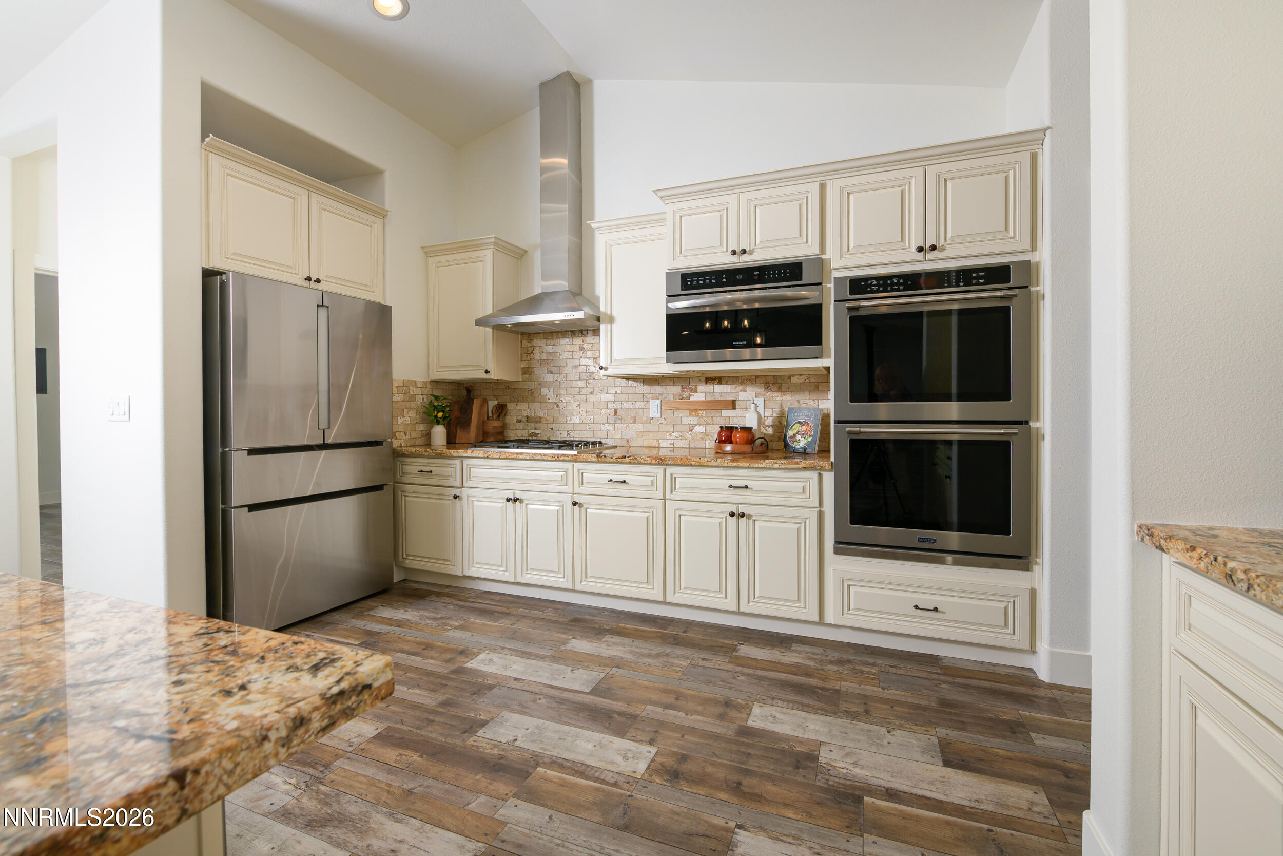 91 Wild Poppy Court Property Photo 12