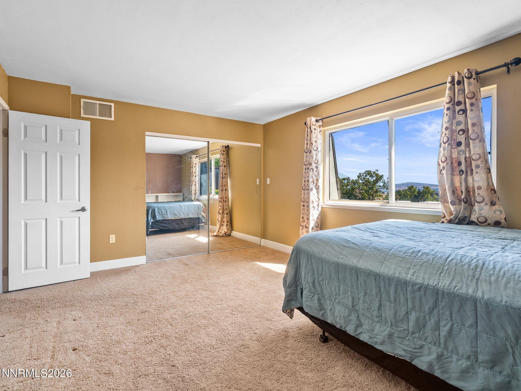230 Bisset Court B Property Photo 11