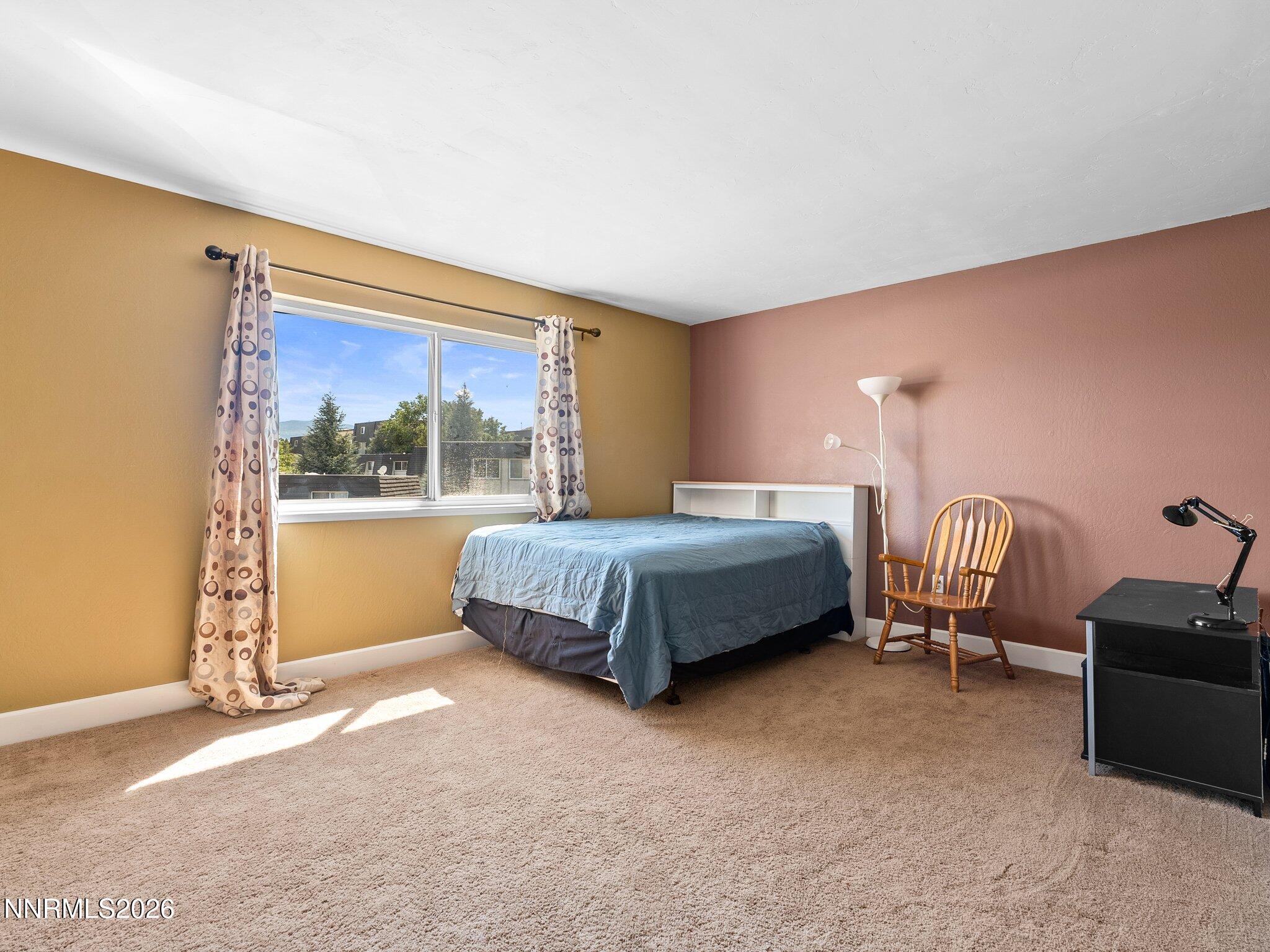 230 Bisset Court B Property Photo 12