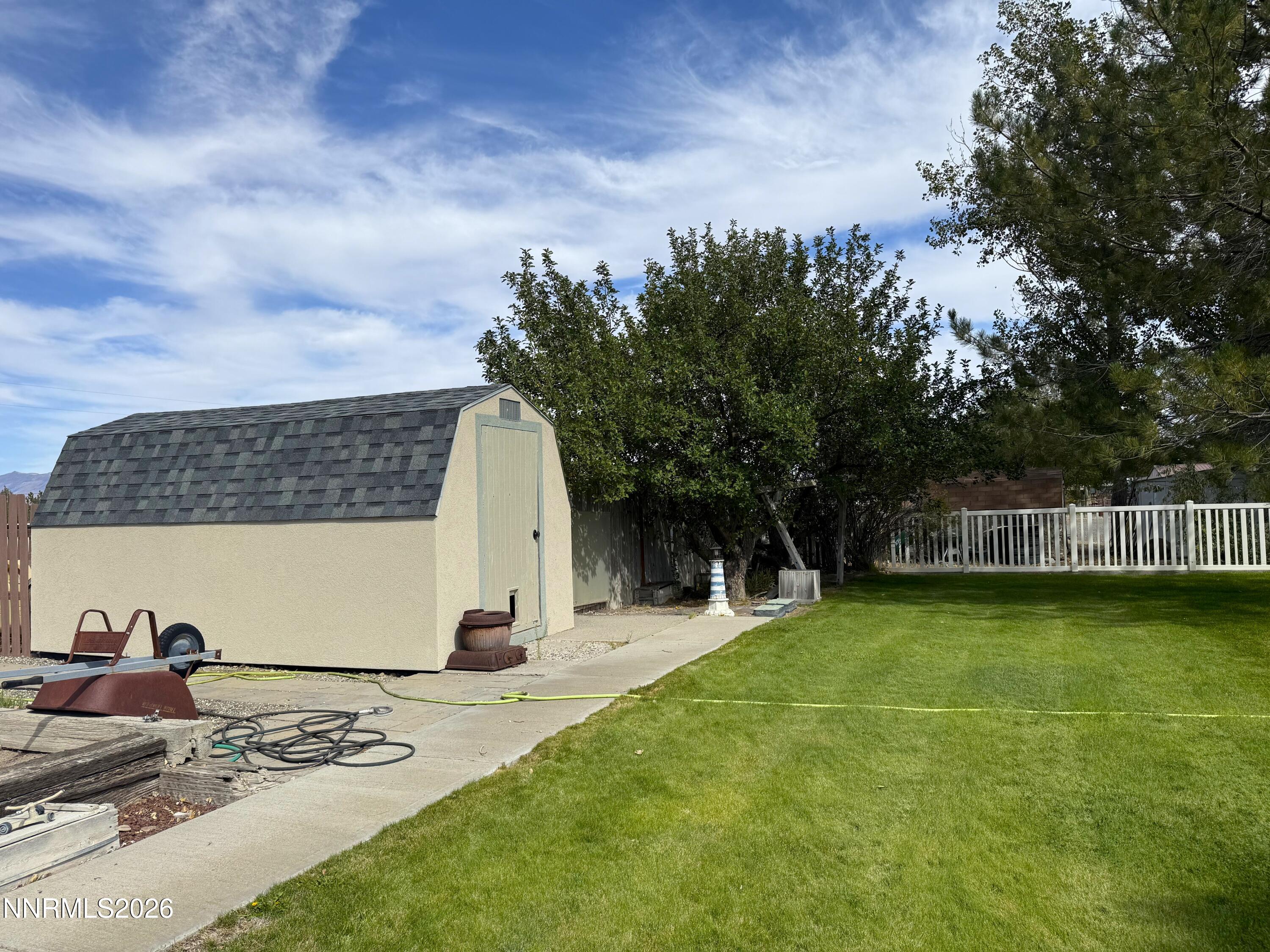 445 Ranchette Avenue Property Photo 8