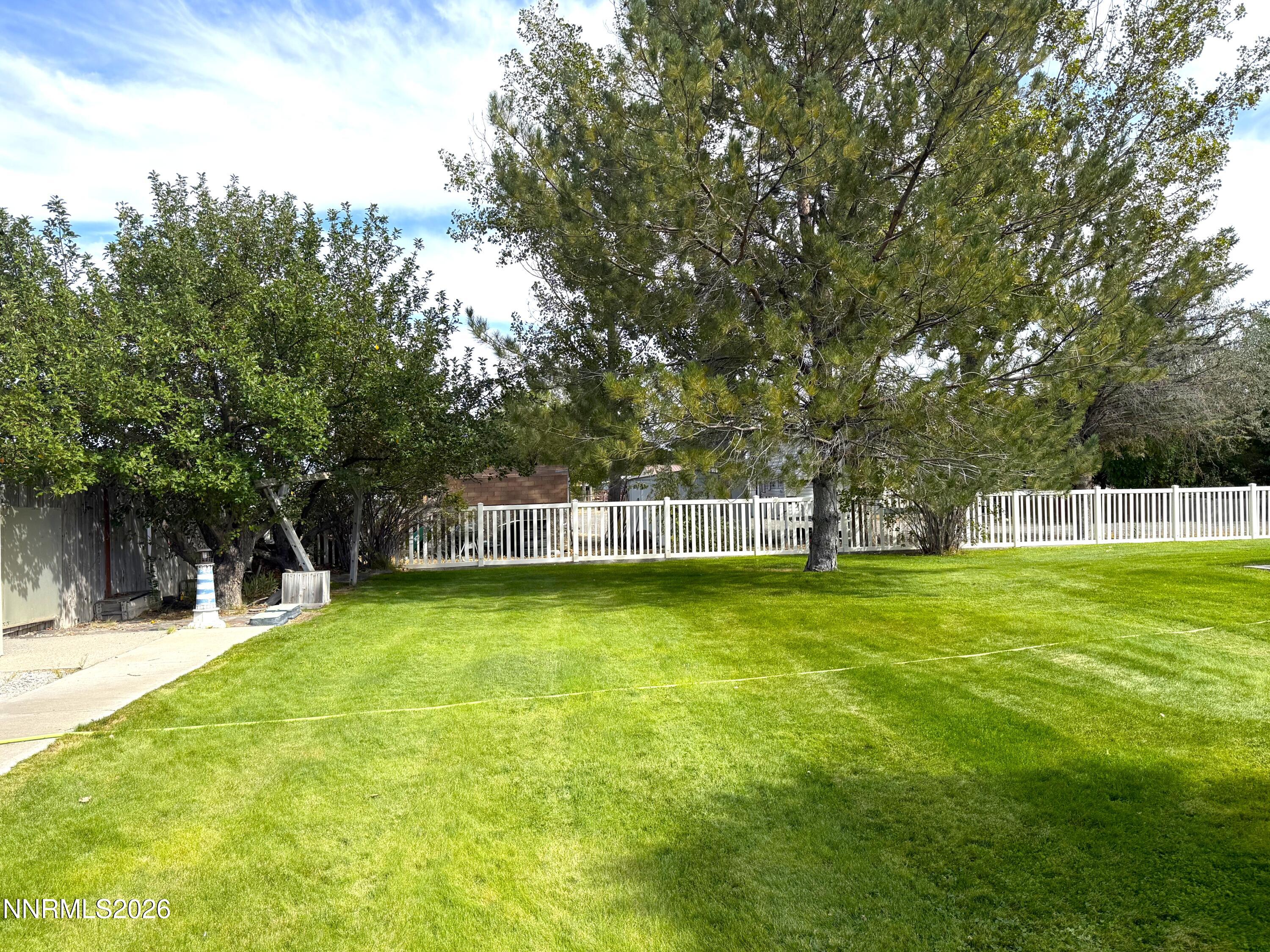 445 Ranchette Avenue Property Photo 11
