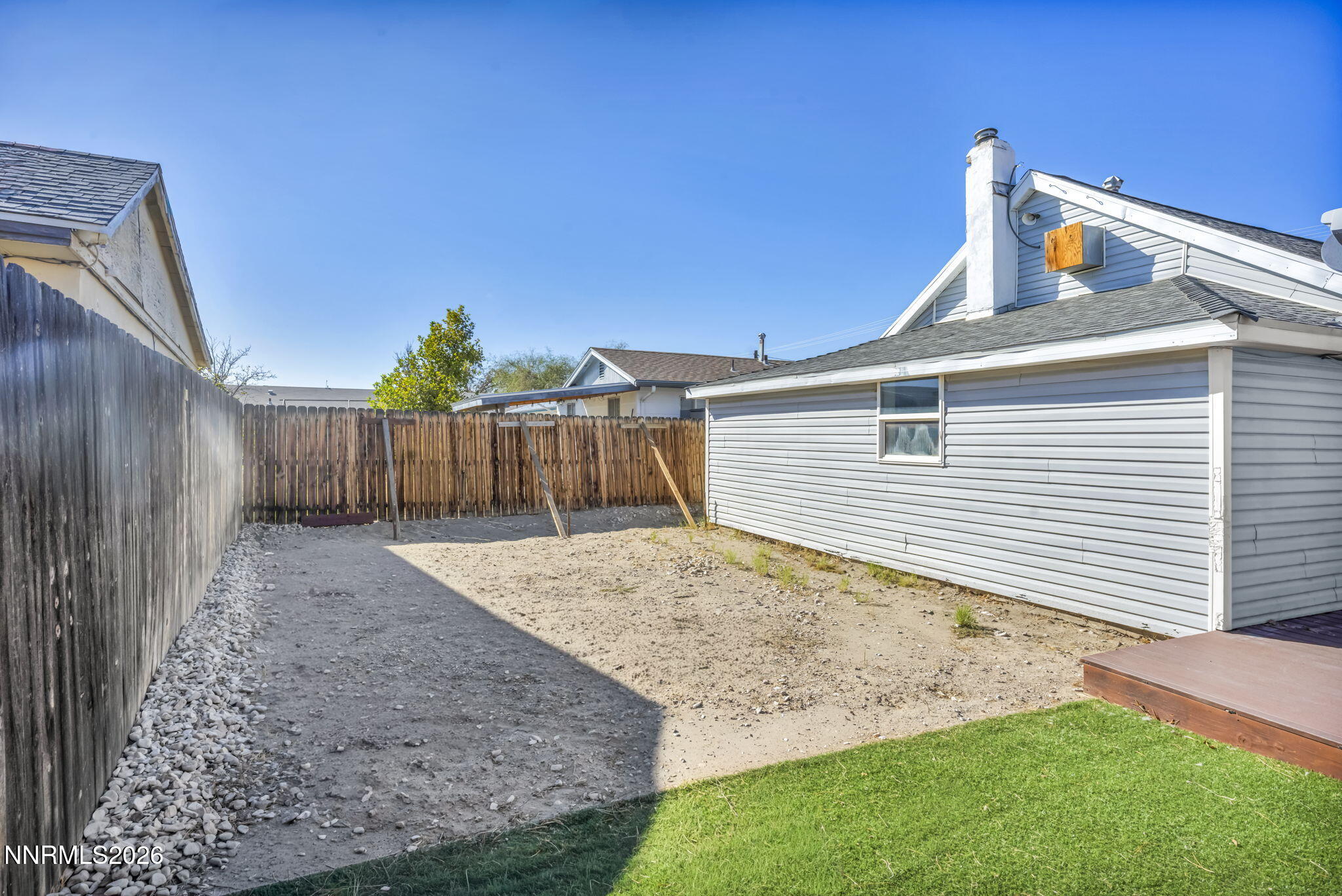 280 E Front Street Property Photo 12