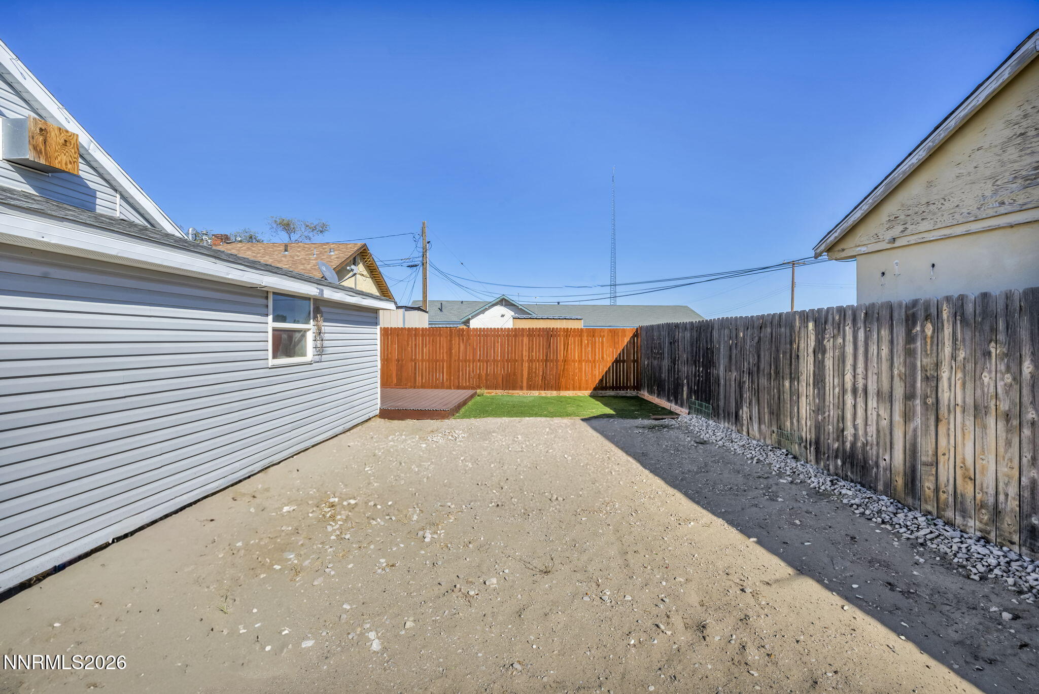 280 E Front Street Property Photo 14
