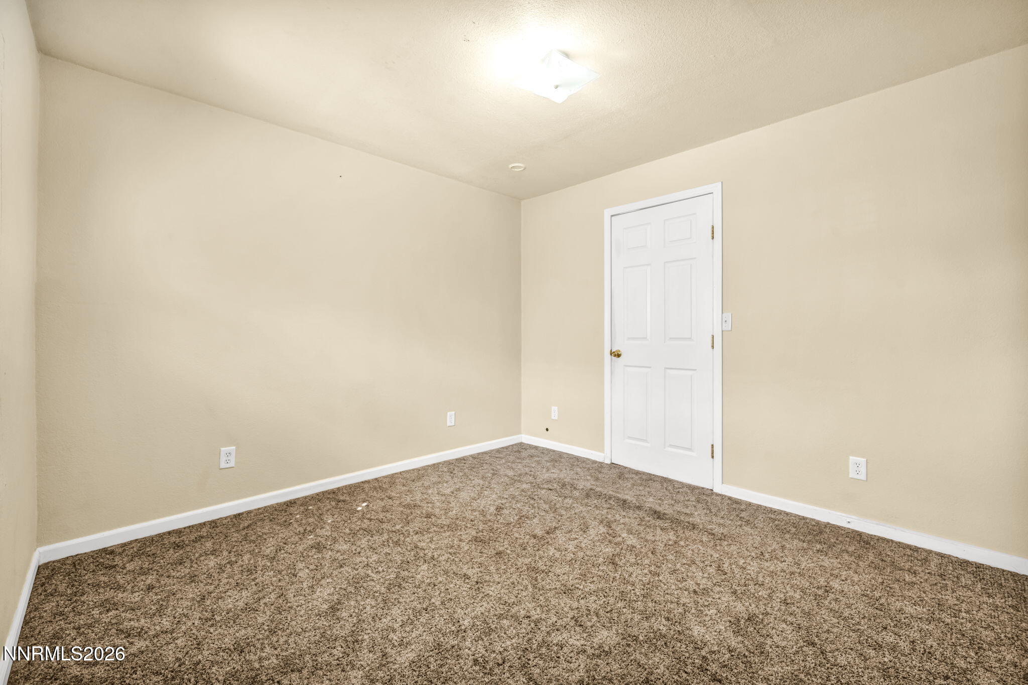 280 E Front Street Property Photo 33