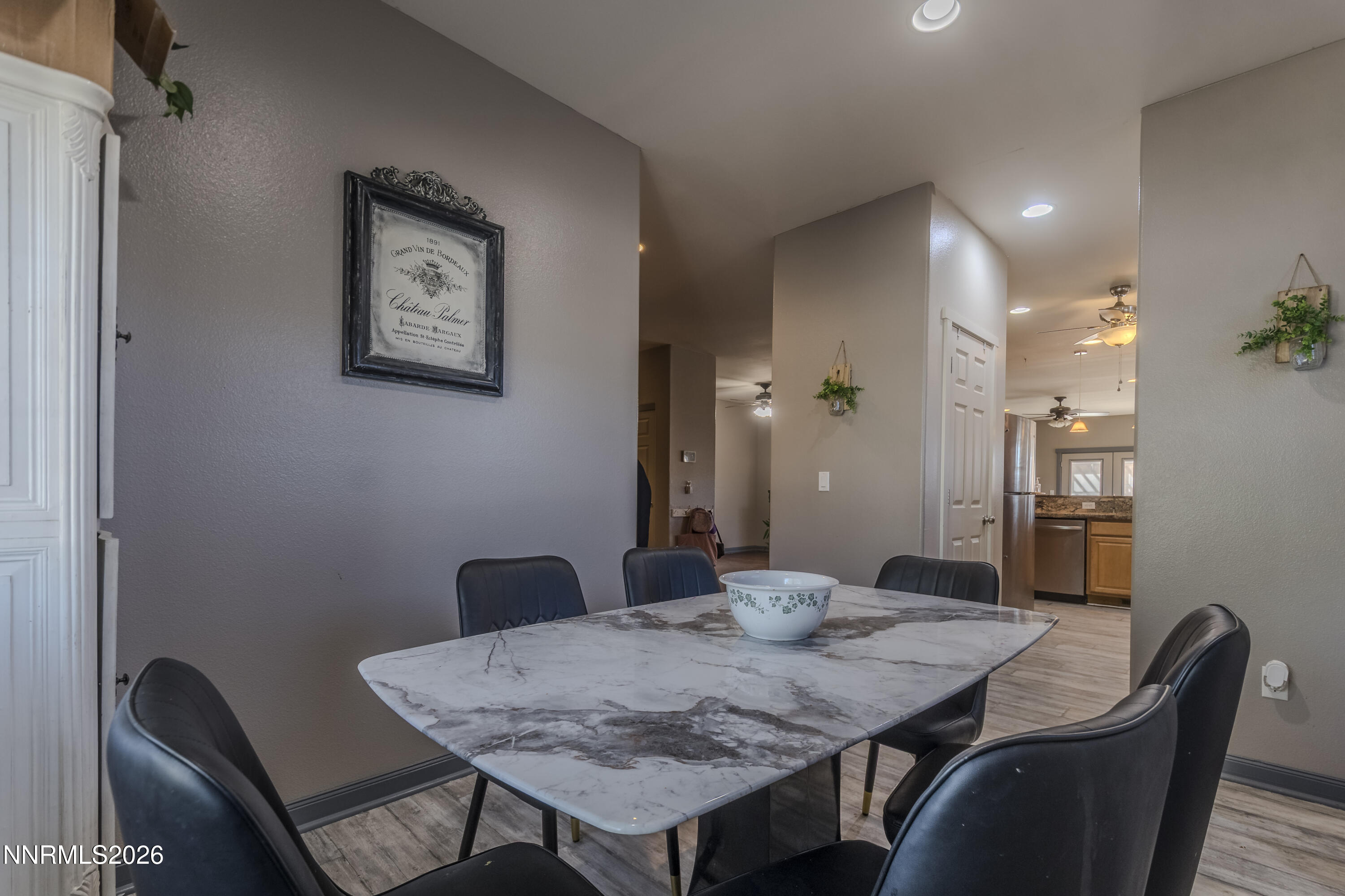 654 Canary Circle Property Photo 10