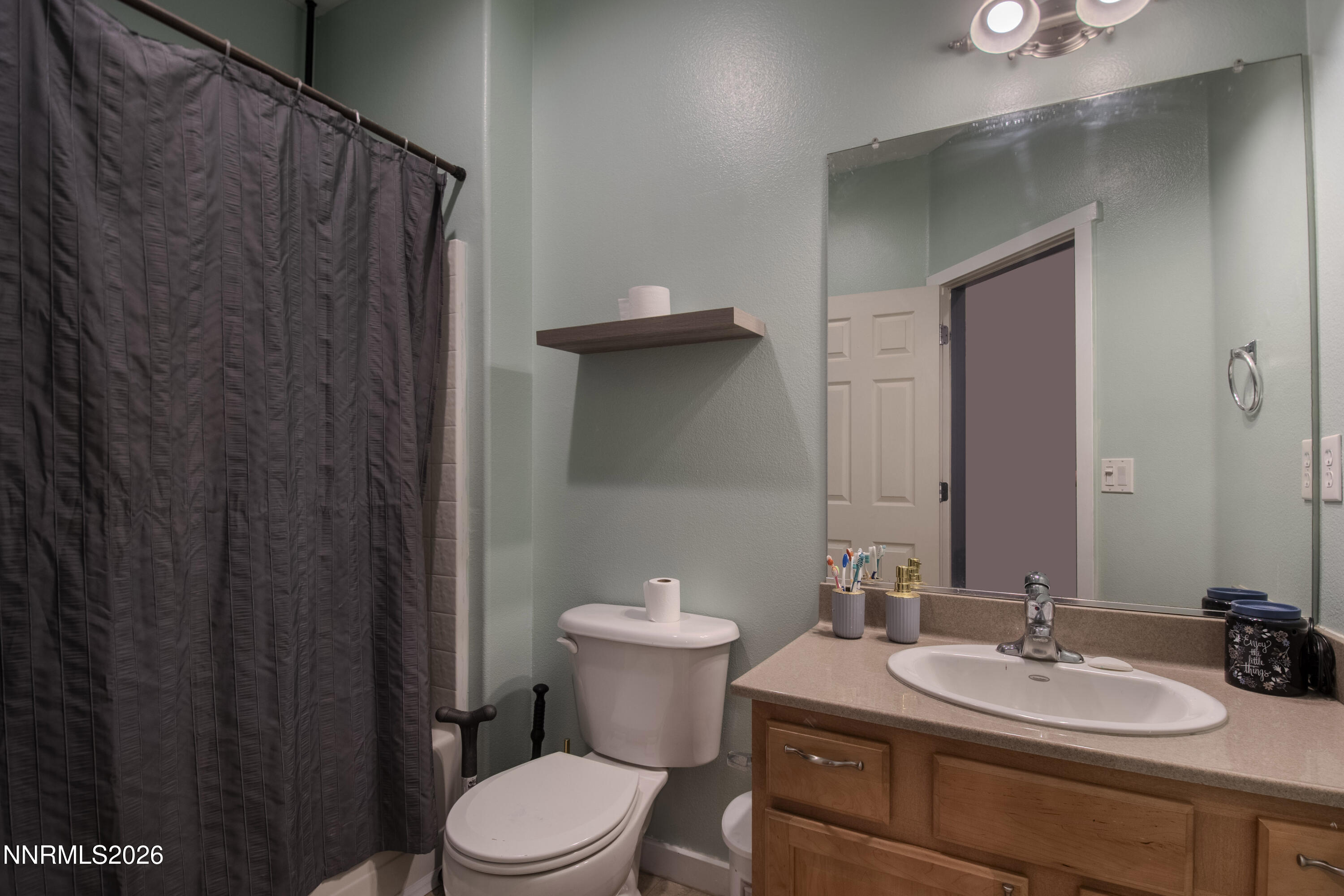 654 Canary Circle Property Photo 19
