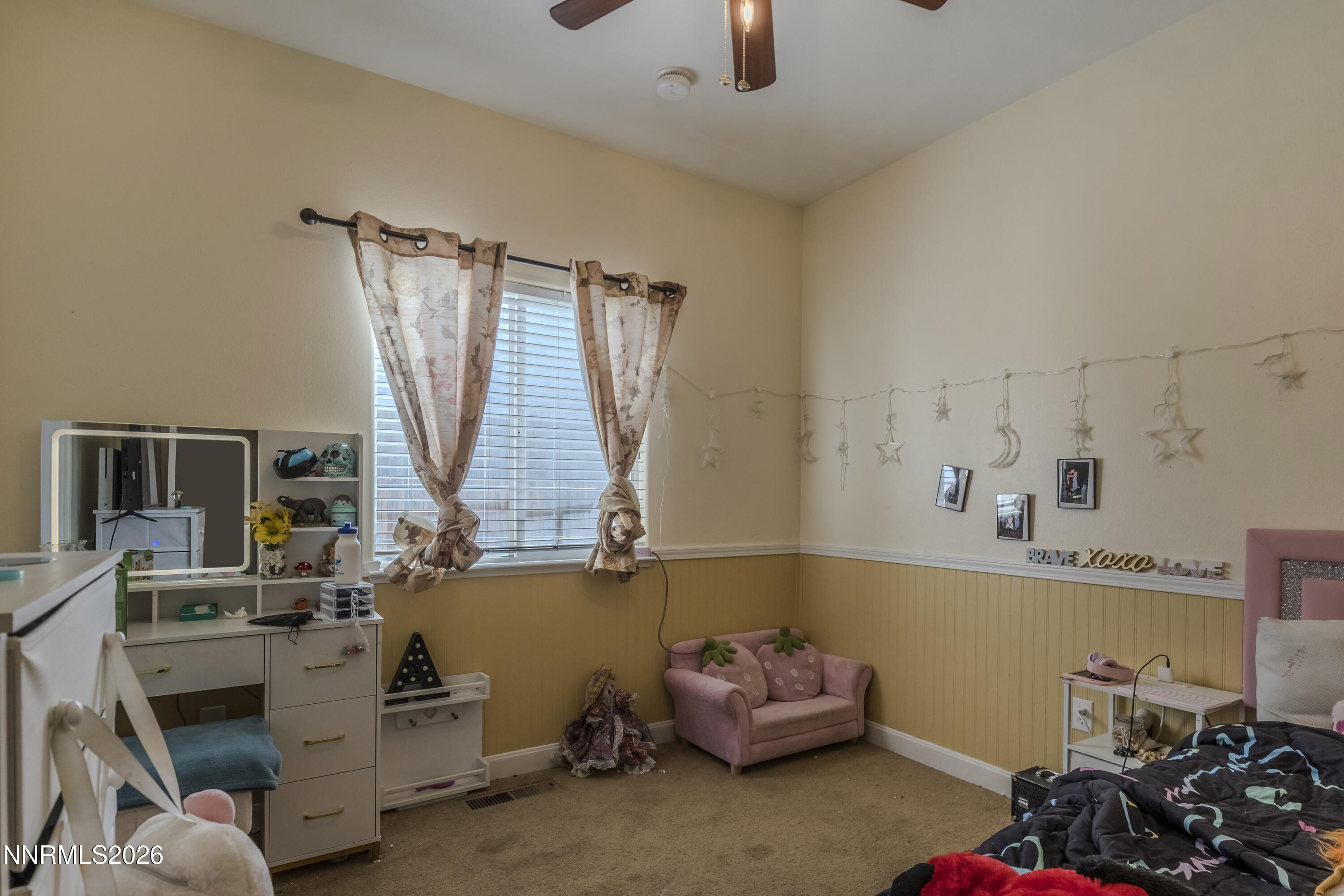 654 Canary Circle Property Photo 20