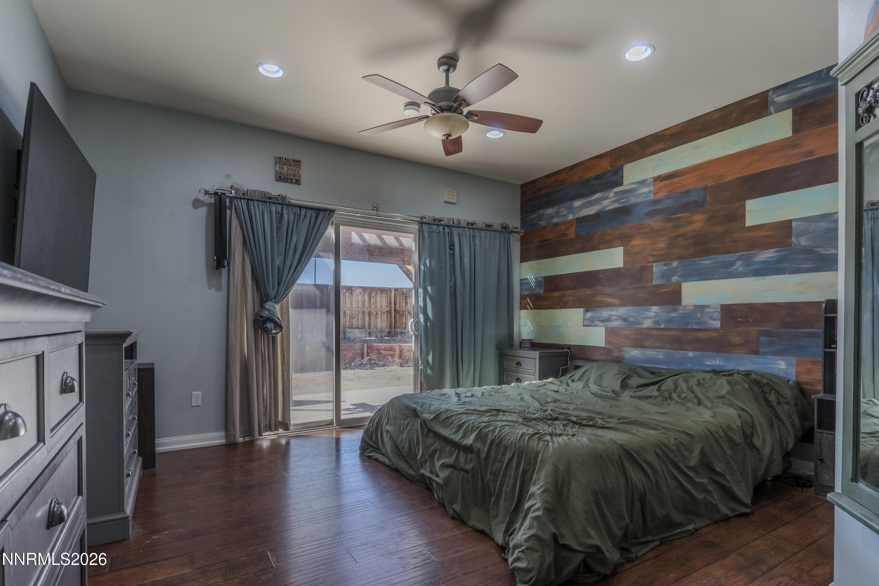 654 Canary Circle Property Photo 22