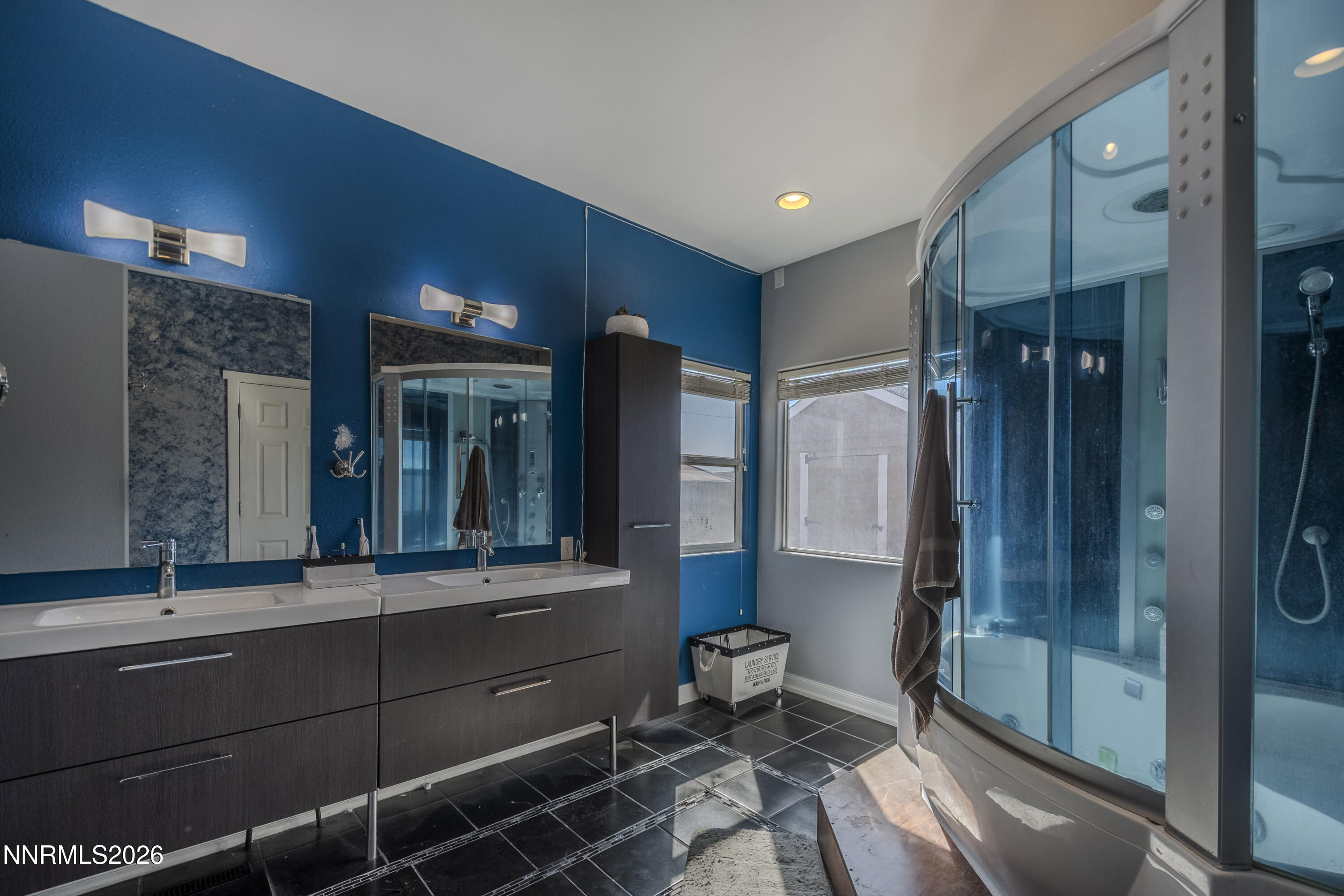 654 Canary Circle Property Photo 27