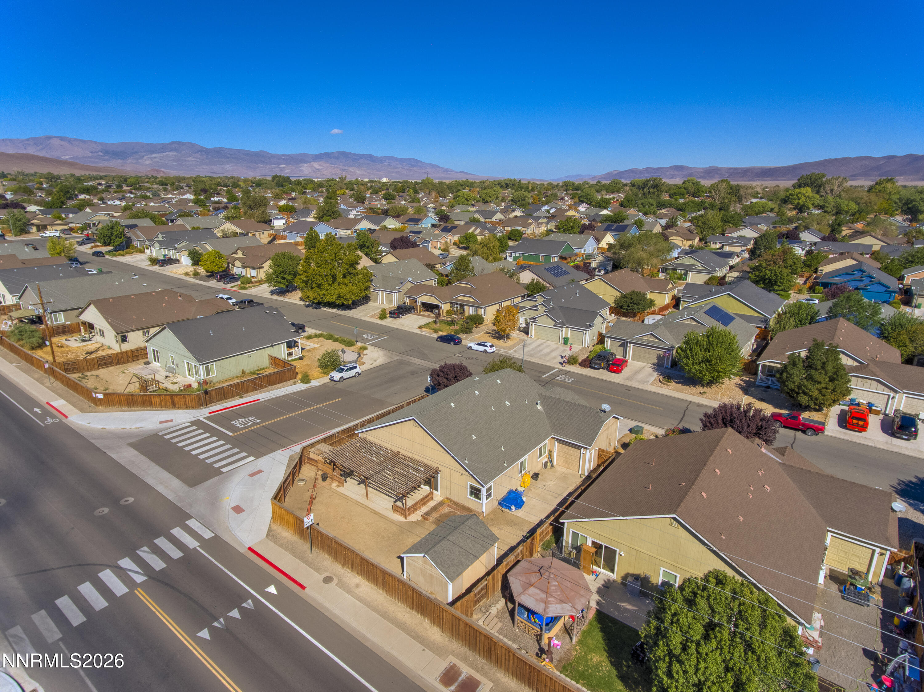 654 Canary Circle Property Photo 44