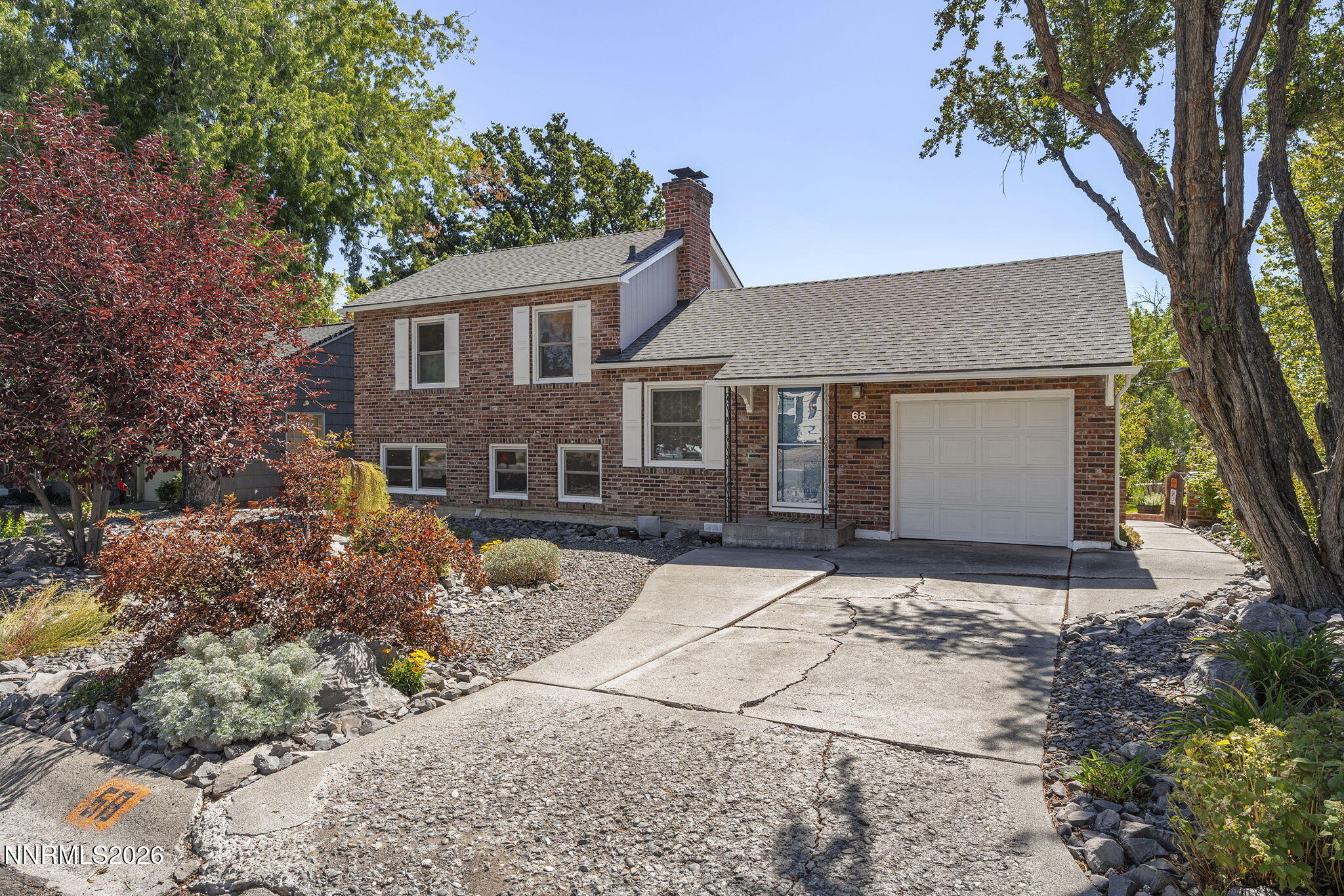 68 Sunnyside Drive Property Photo 1