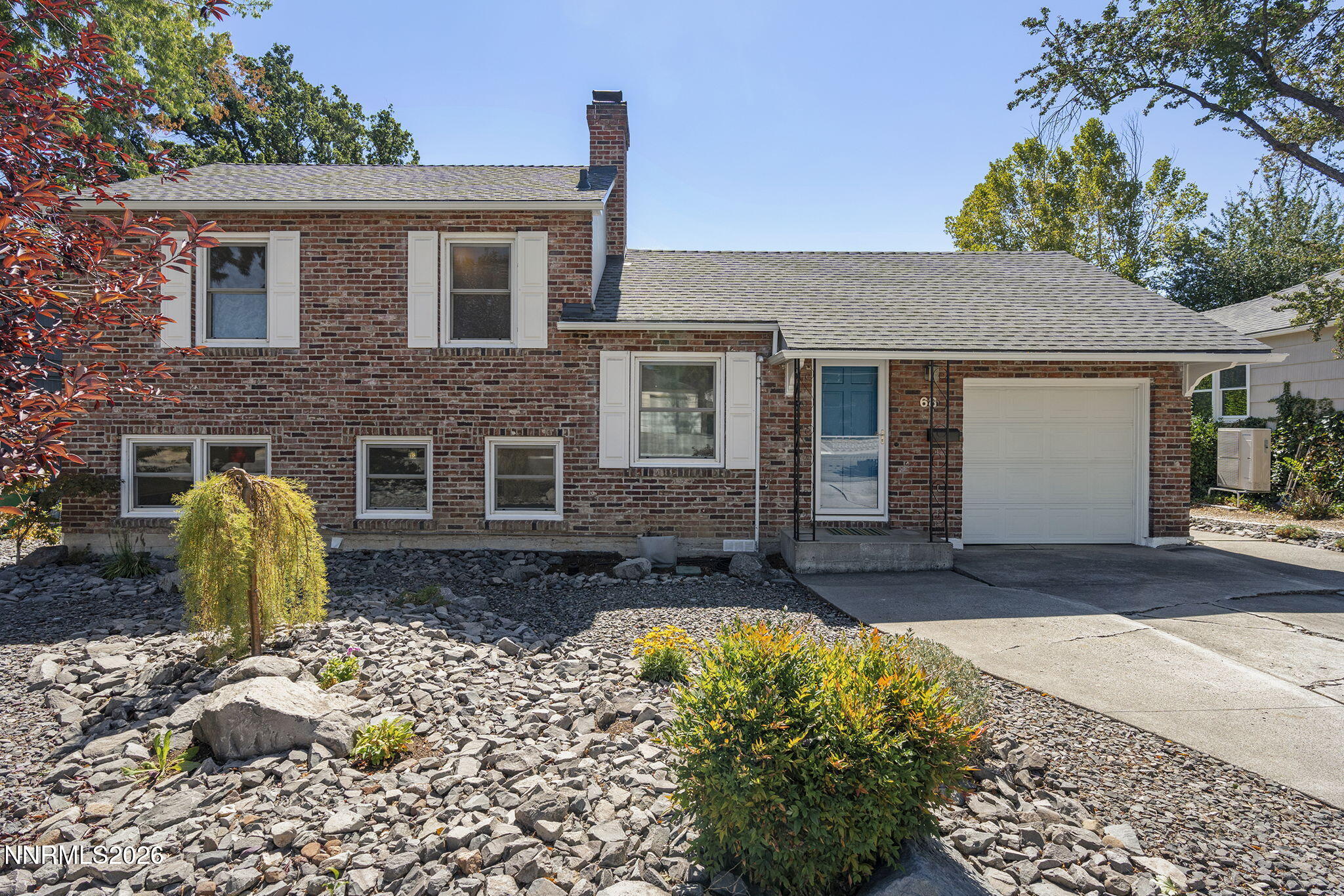 68 Sunnyside Drive Property Photo 2