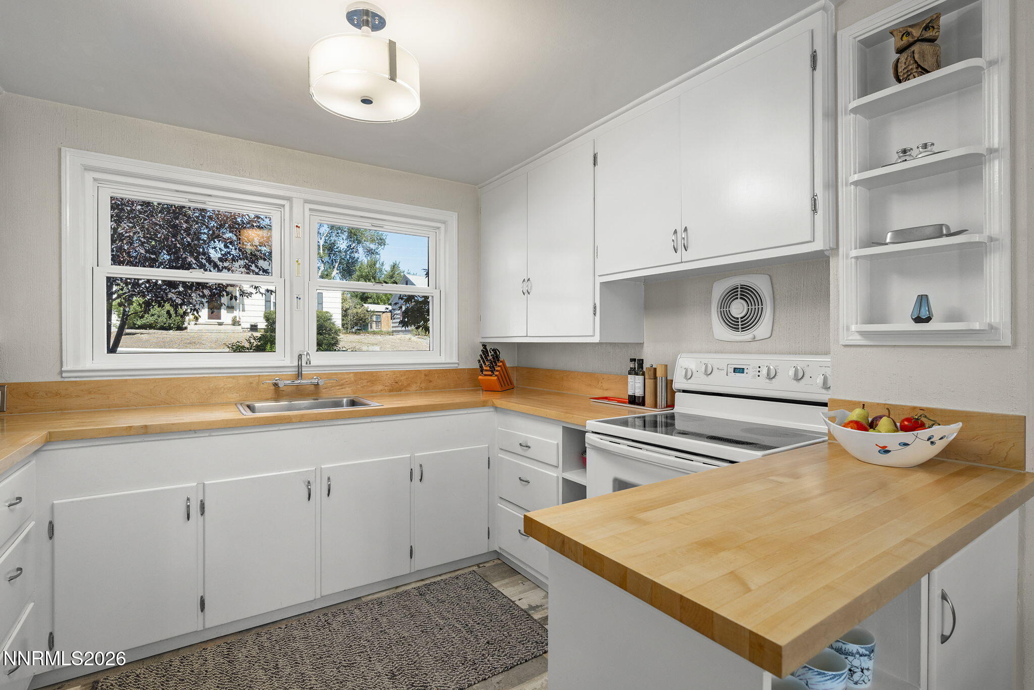 68 Sunnyside Drive Property Photo 8