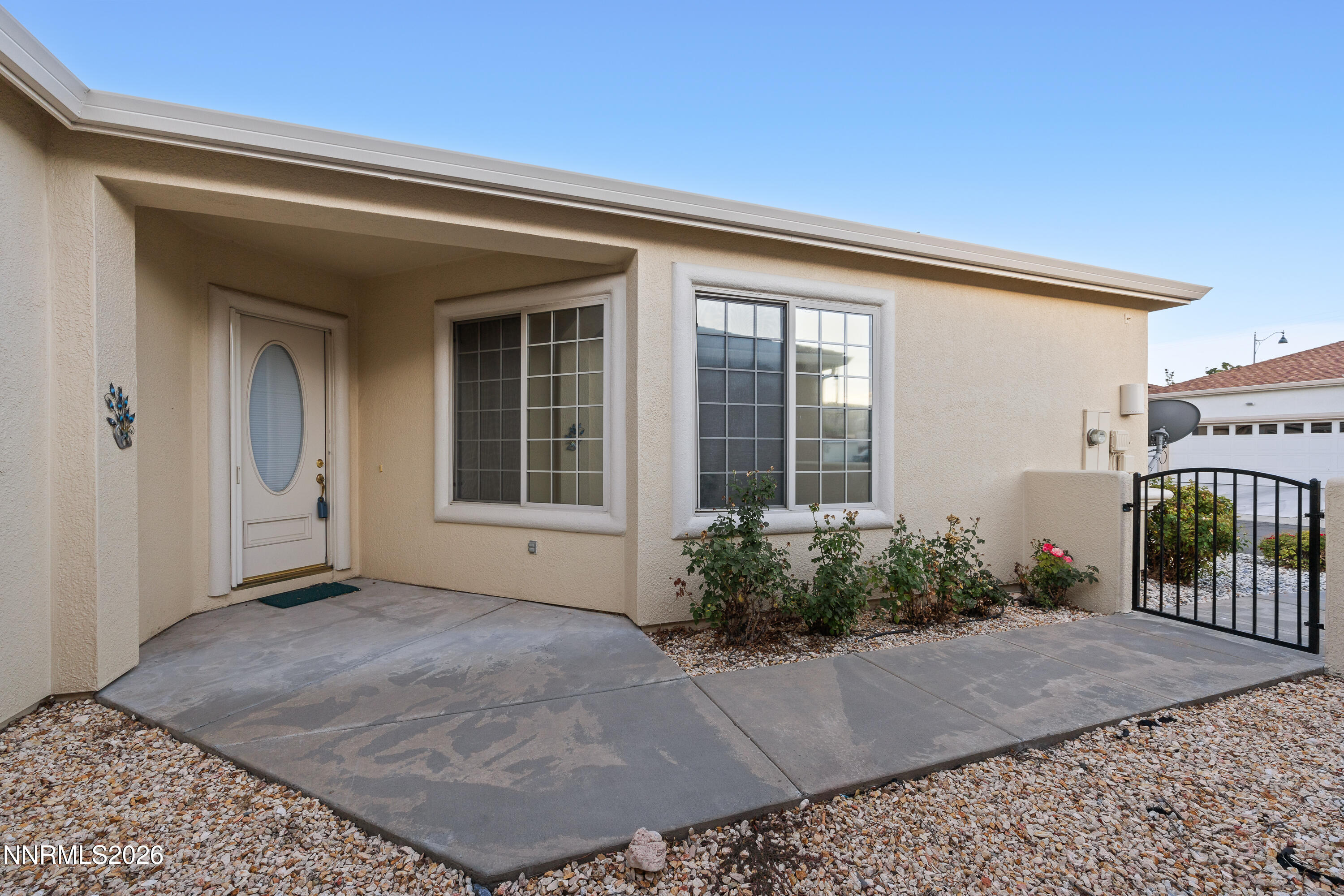 1044 Bandtail Drive Property Photo 3