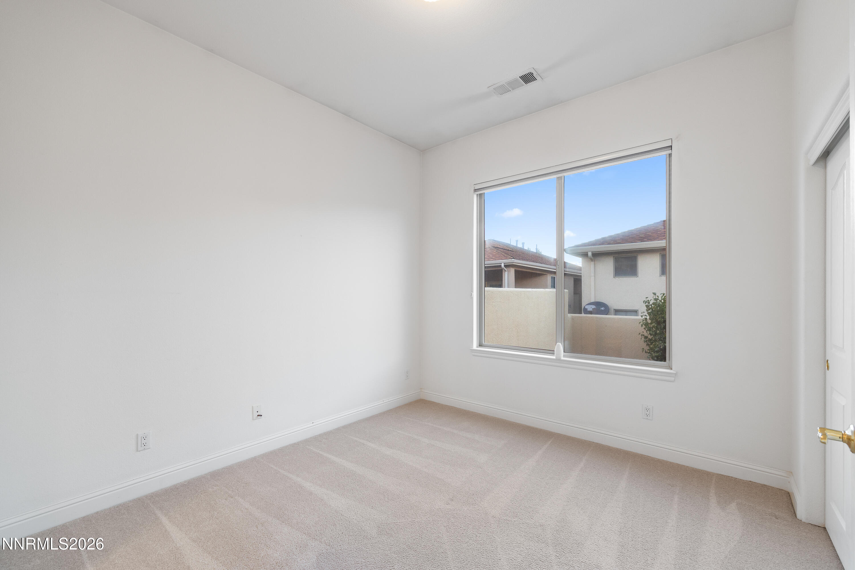 1044 Bandtail Drive Property Photo 26