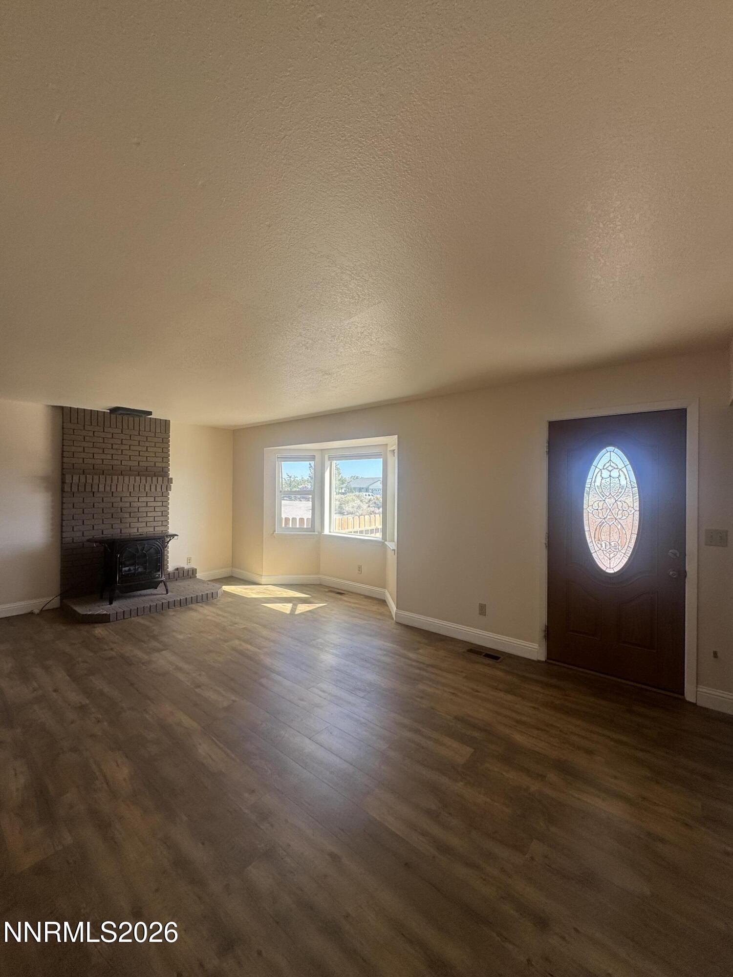 6310 Westwind Way Property Photo 7