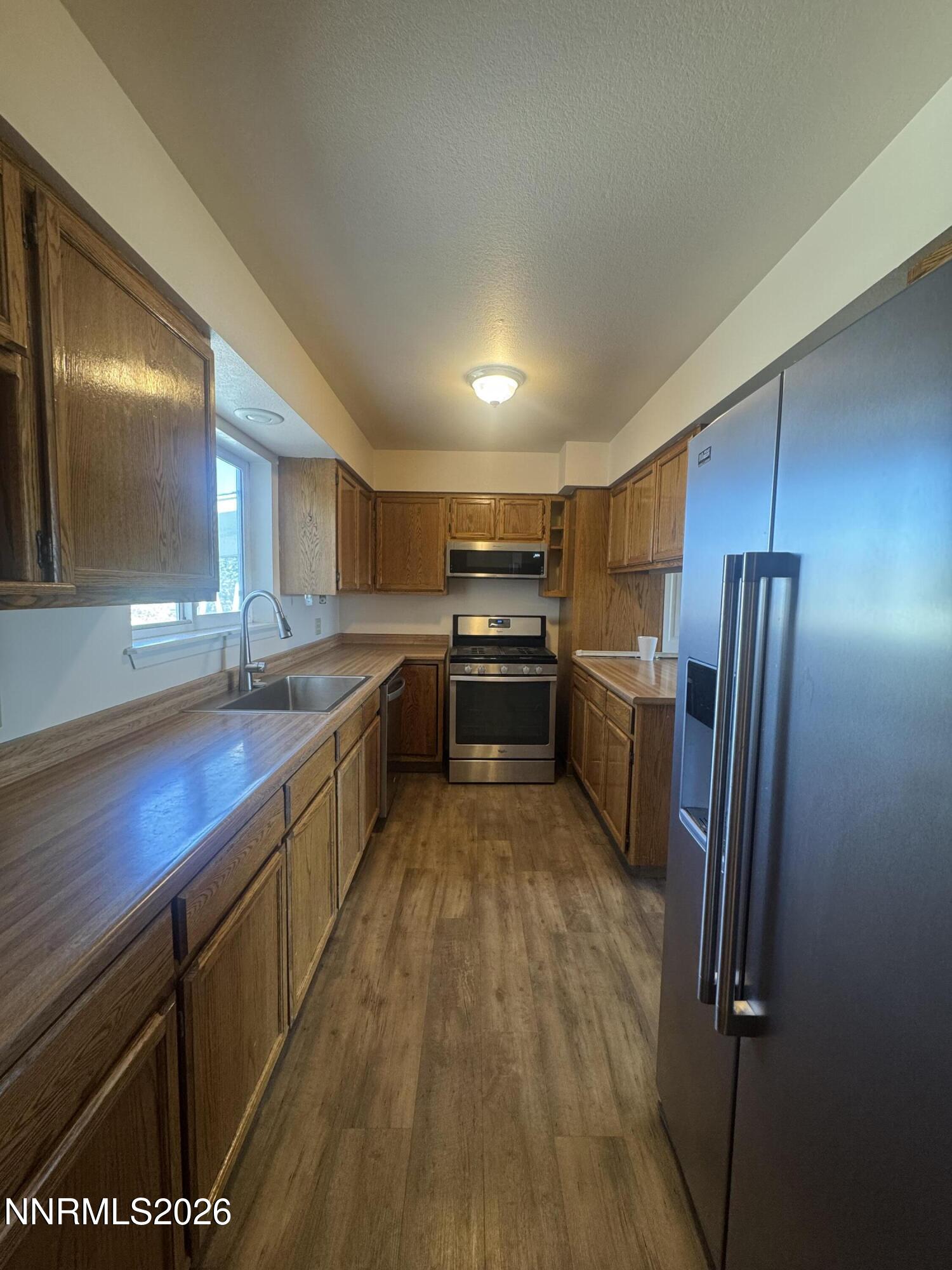 6310 Westwind Way Property Photo 11