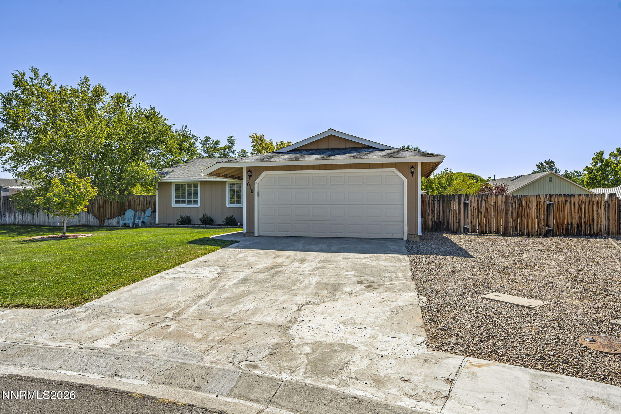 610 Victoria Court Property Photo 2