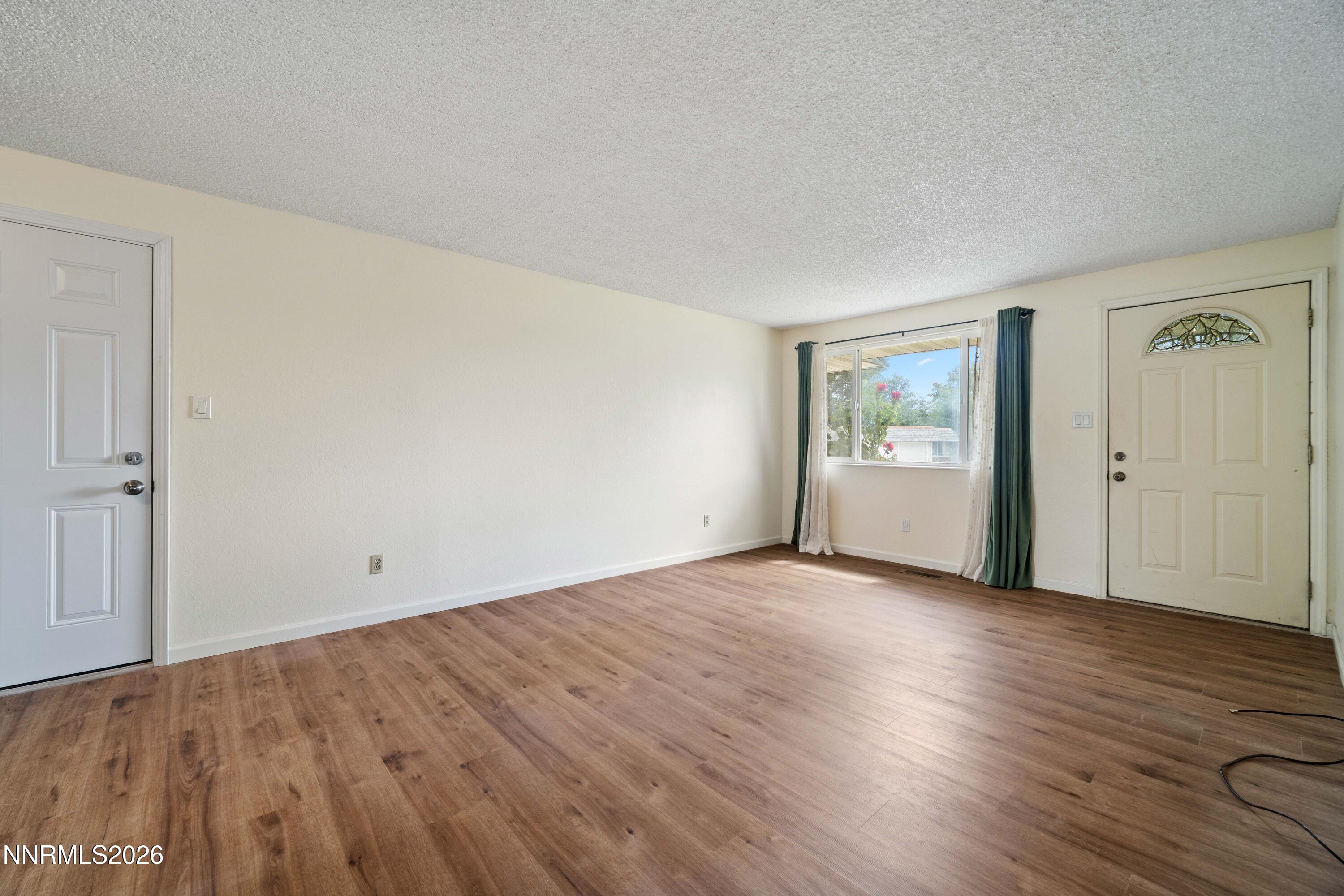 1792 Gault Way Property Photo 7