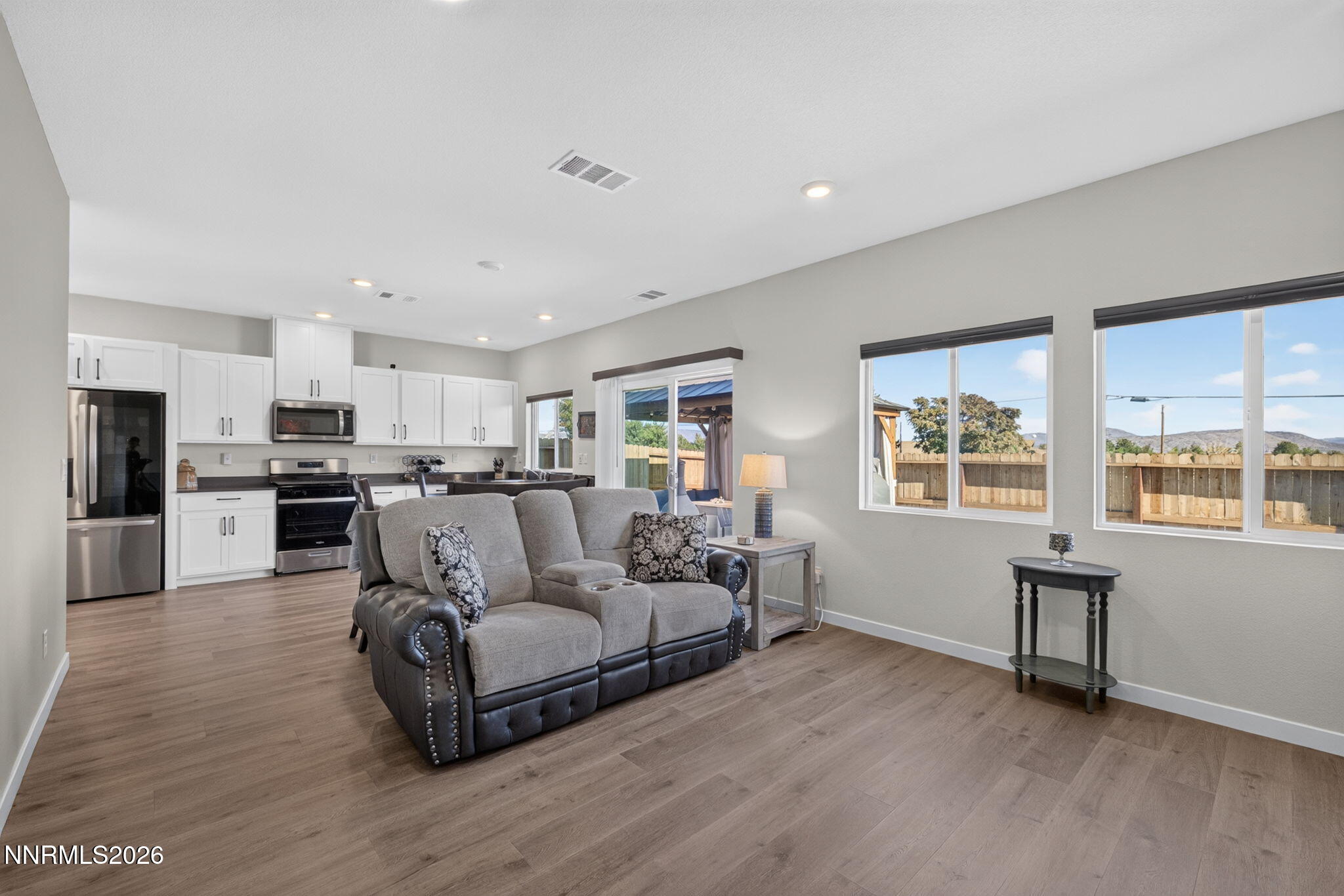 7709 Wandering Way Property Photo 2
