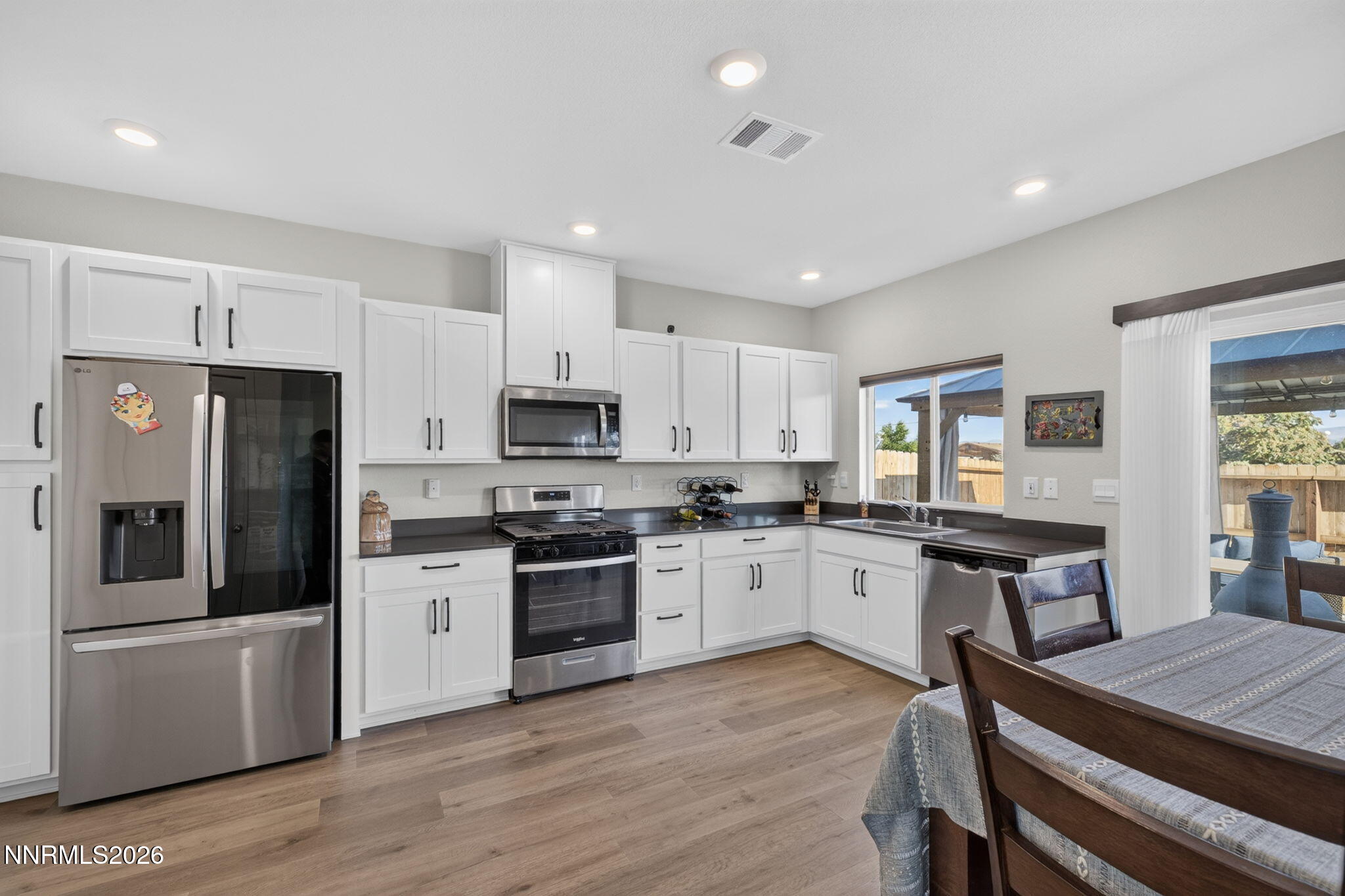 7709 Wandering Way Property Photo 3