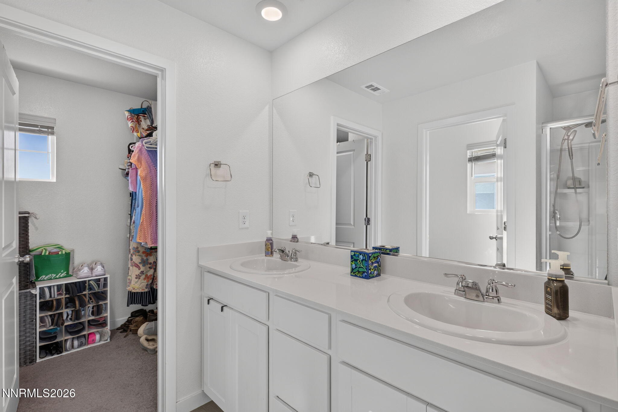 7709 Wandering Way Property Photo 23