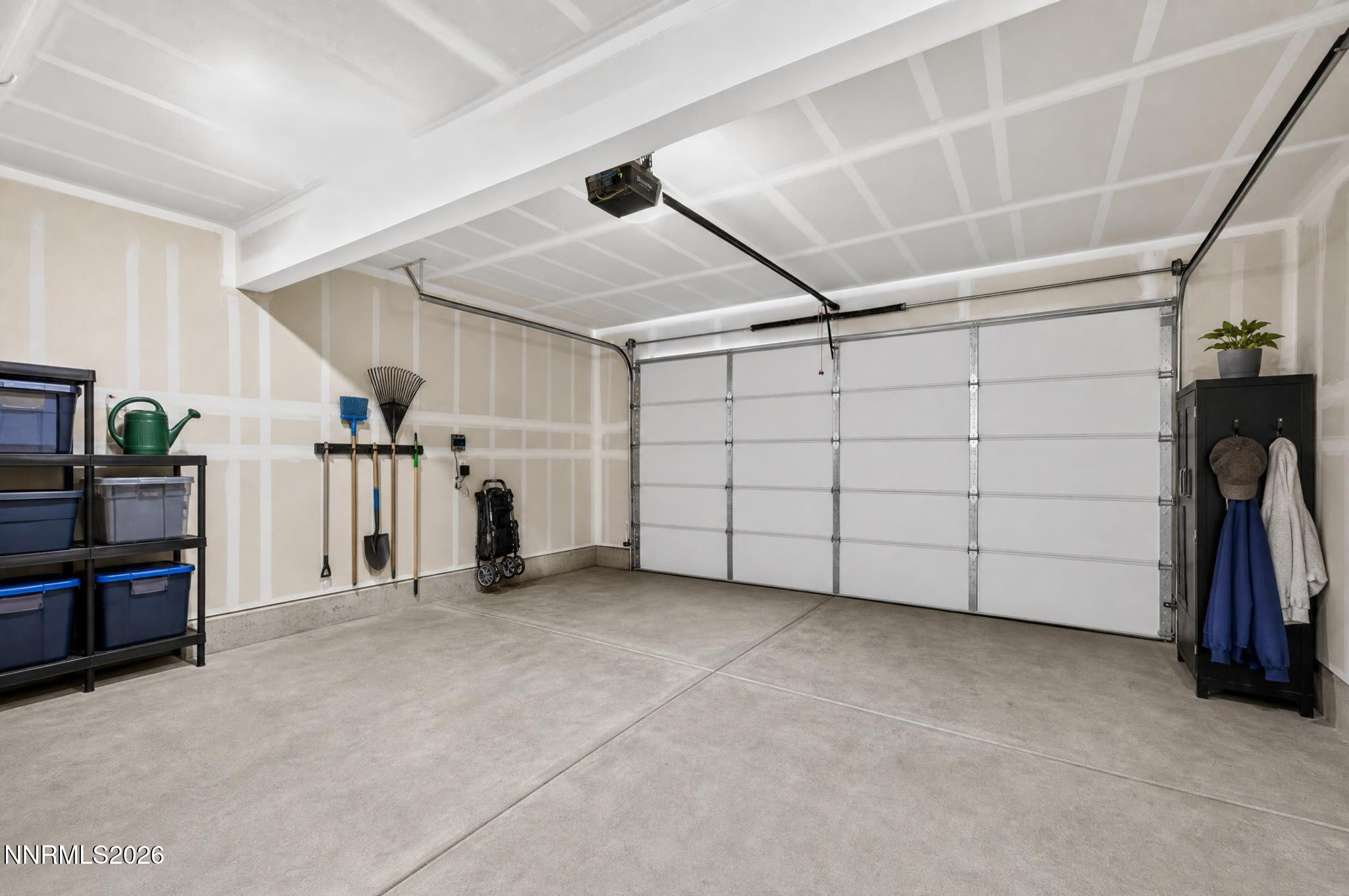 7709 Wandering Way Property Photo 35