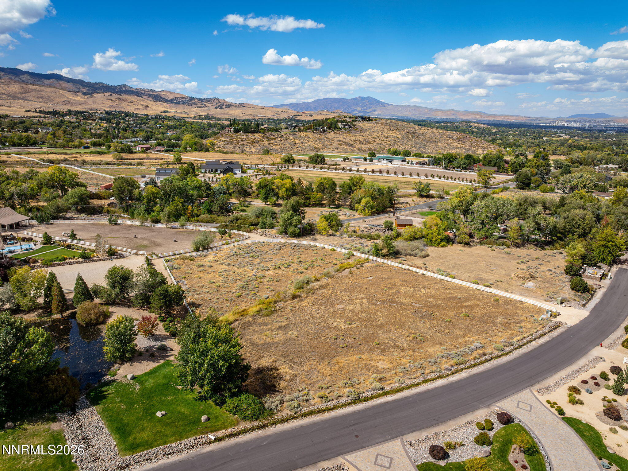 11025 Boulder Glen Way Property Photo 2