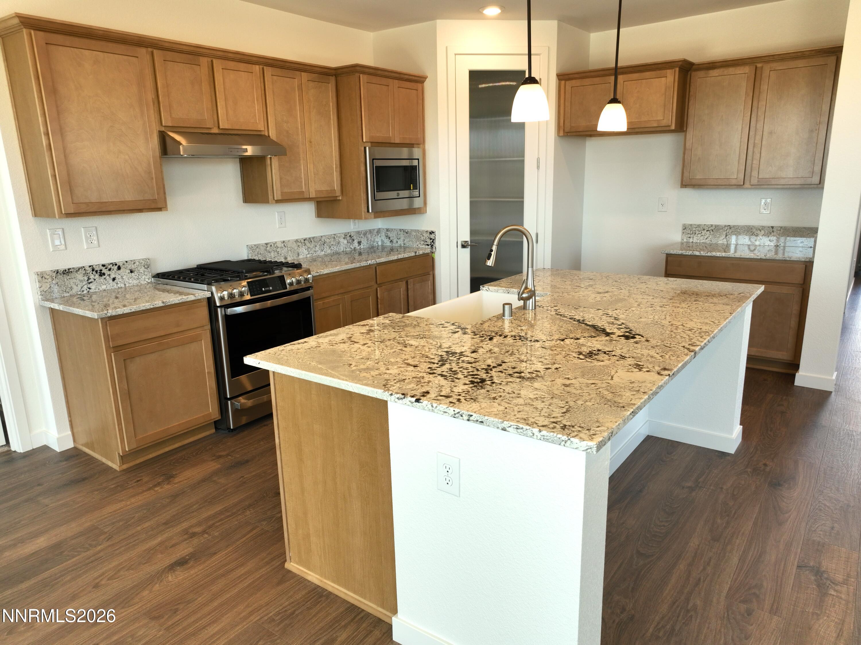 240 Jedediah Street Property Photo 4
