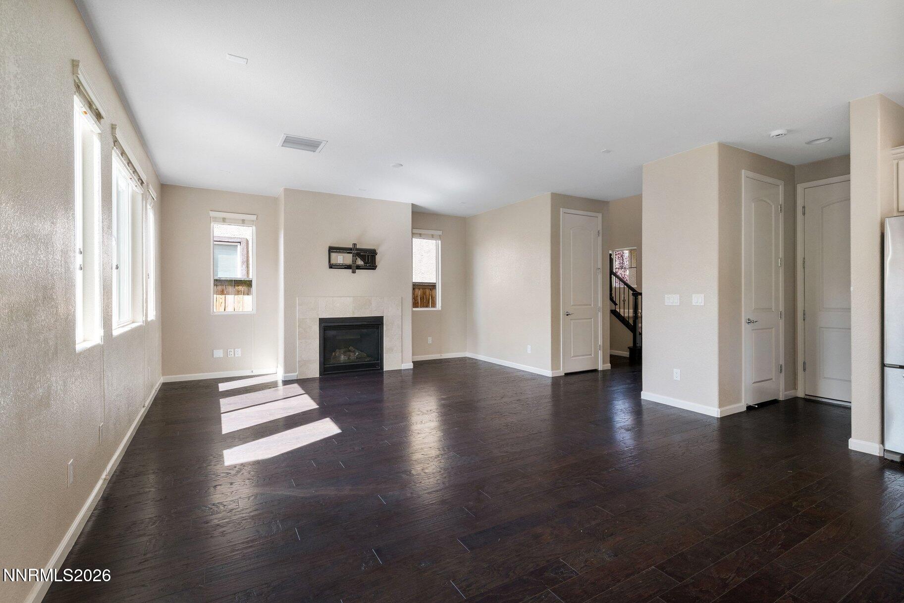 2960 Show Jumper Lane Property Photo 4