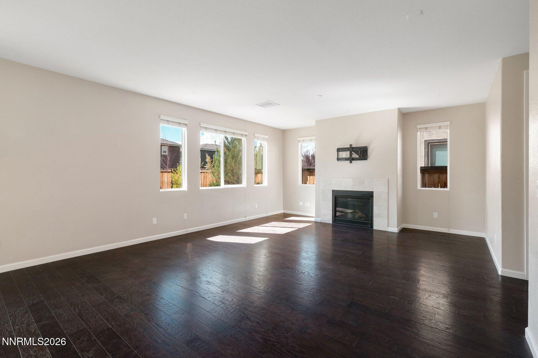 2960 Show Jumper Lane Property Photo 5