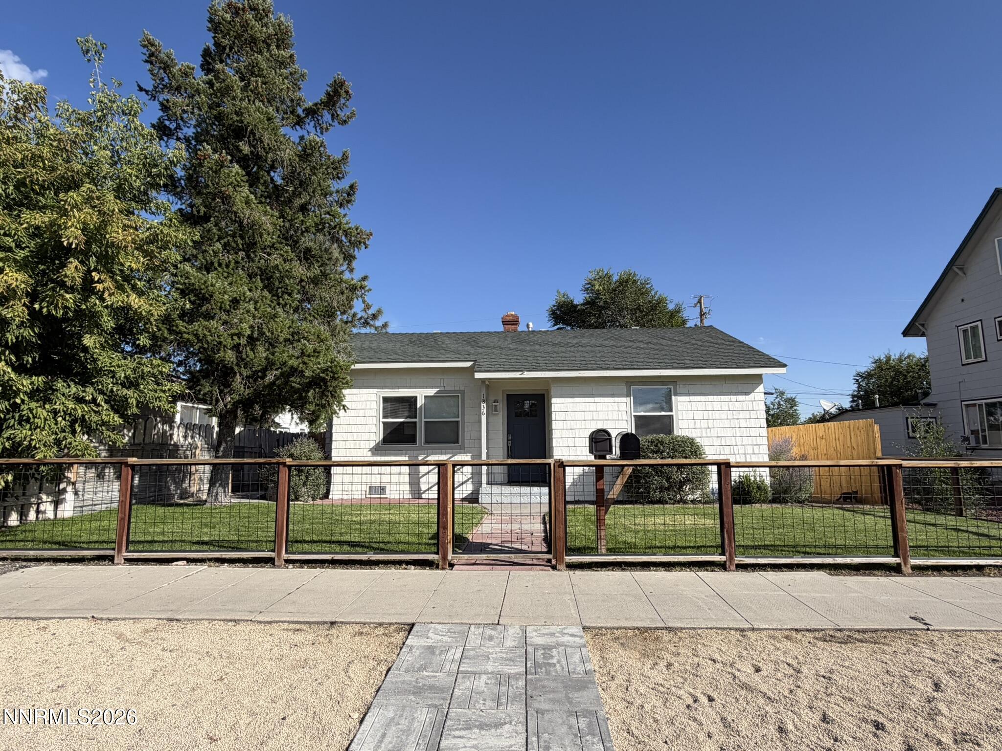 1836 C Street Property Photo 17