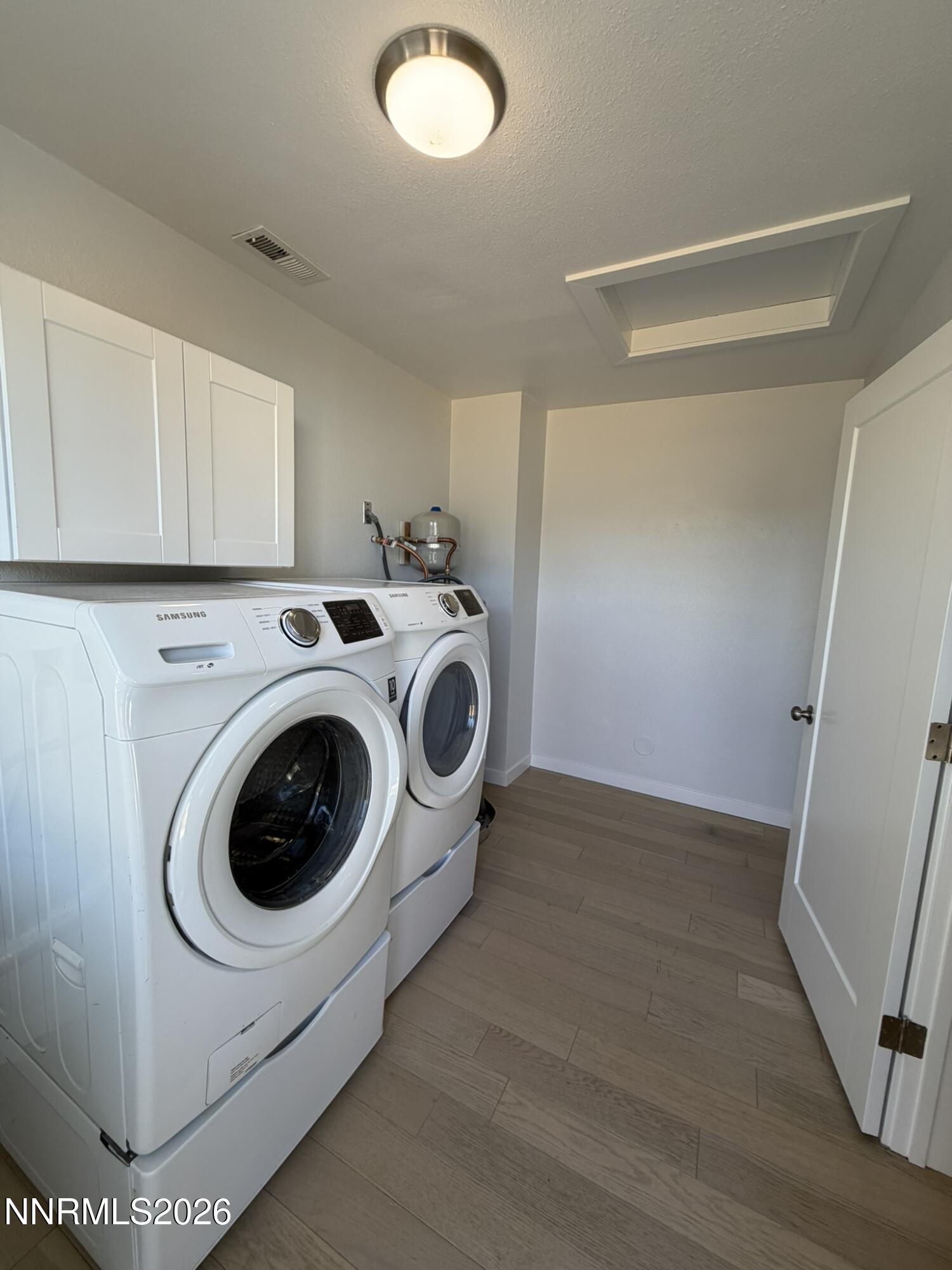 1836 C Street Property Photo 27
