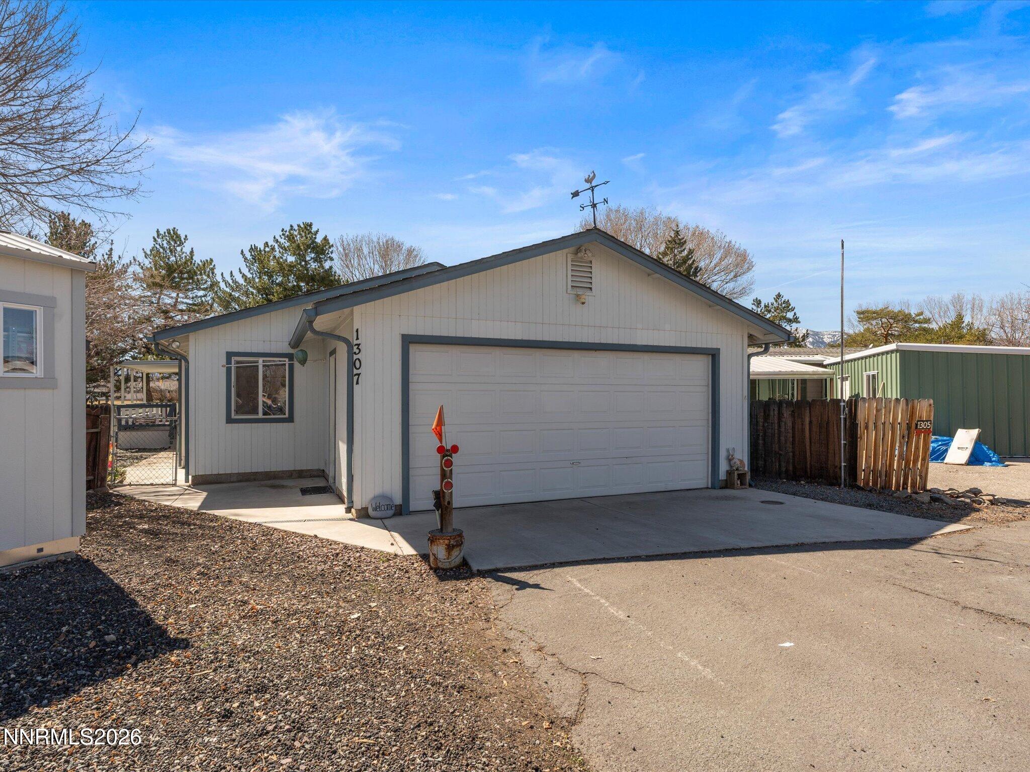 1307 Kingslane Court Property Photo 1