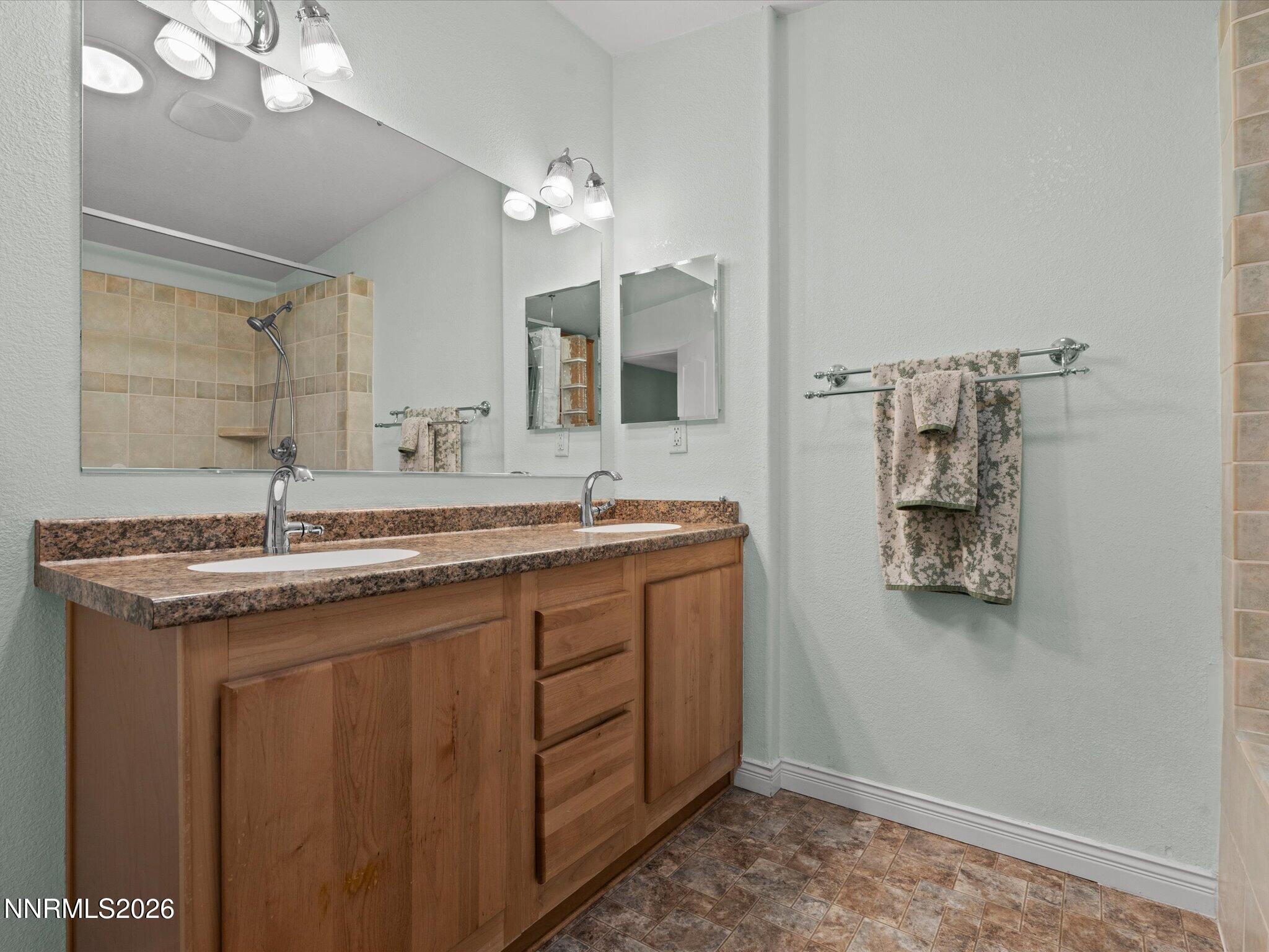 1307 Kingslane Court Property Photo 33