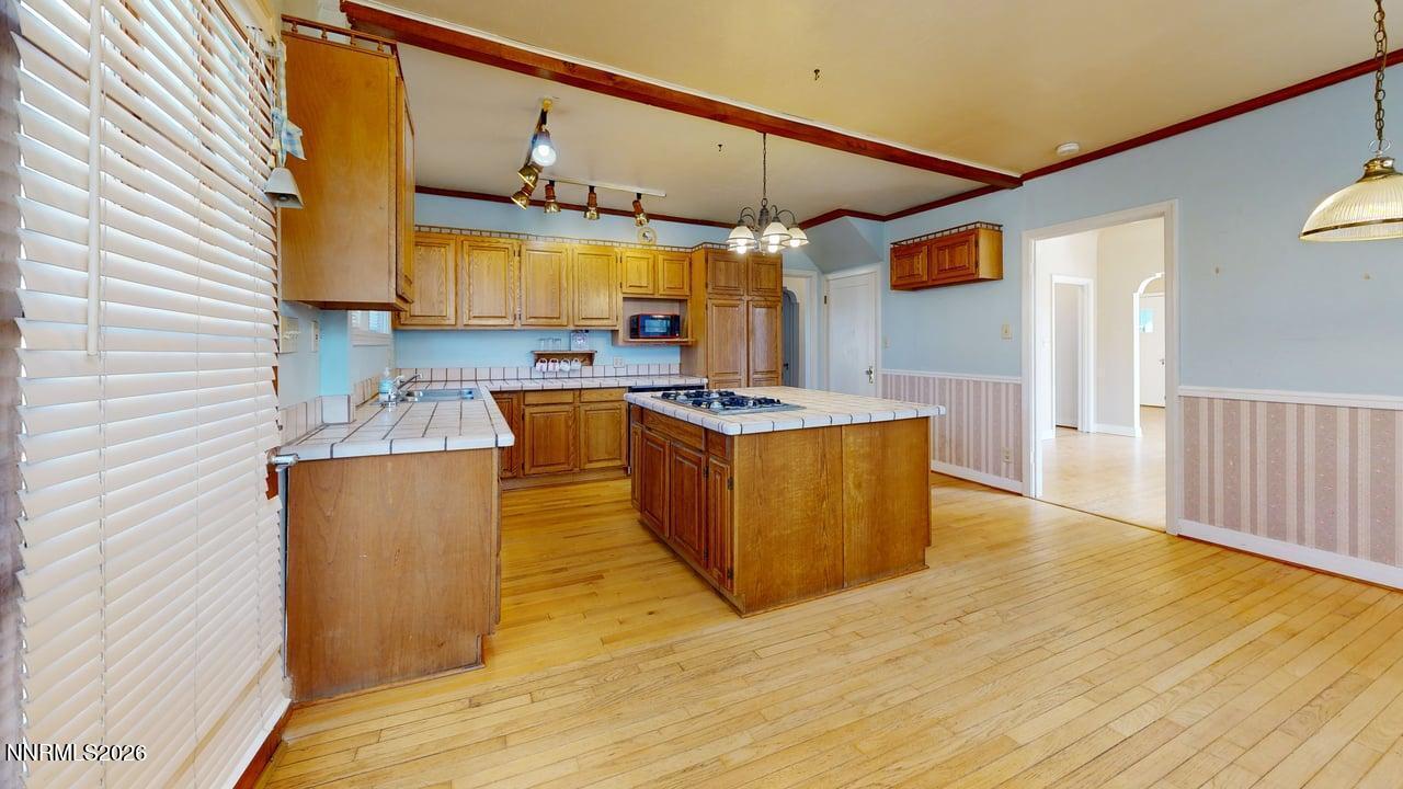98 S Bailey Street Property Photo 7
