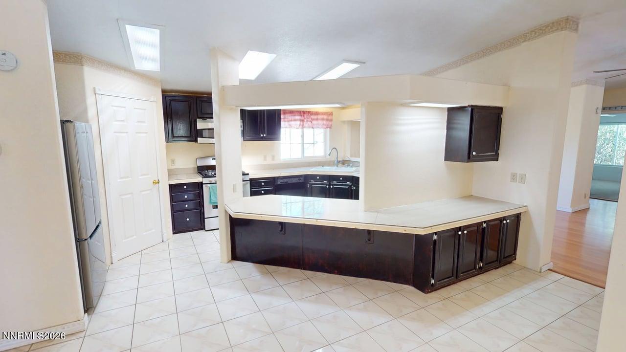 1855 1725 East Street Property Photo 12