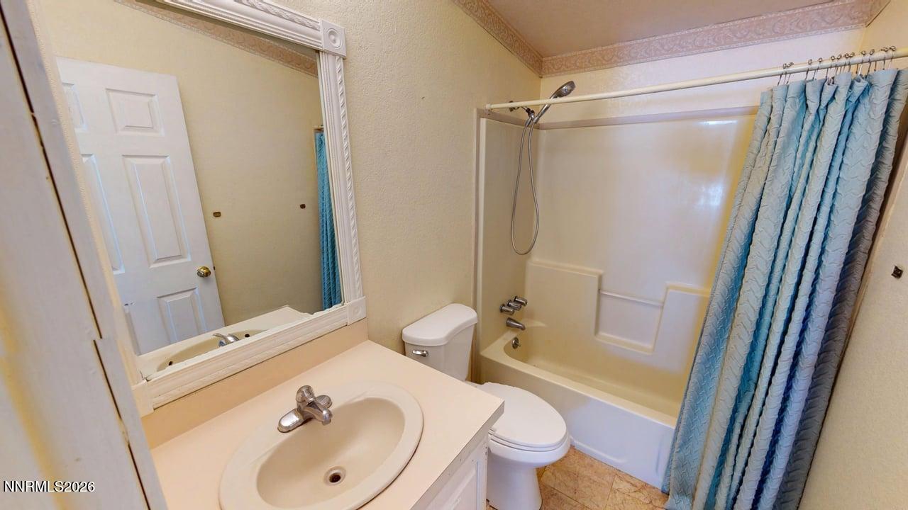 1855 1725 East Street Property Photo 29