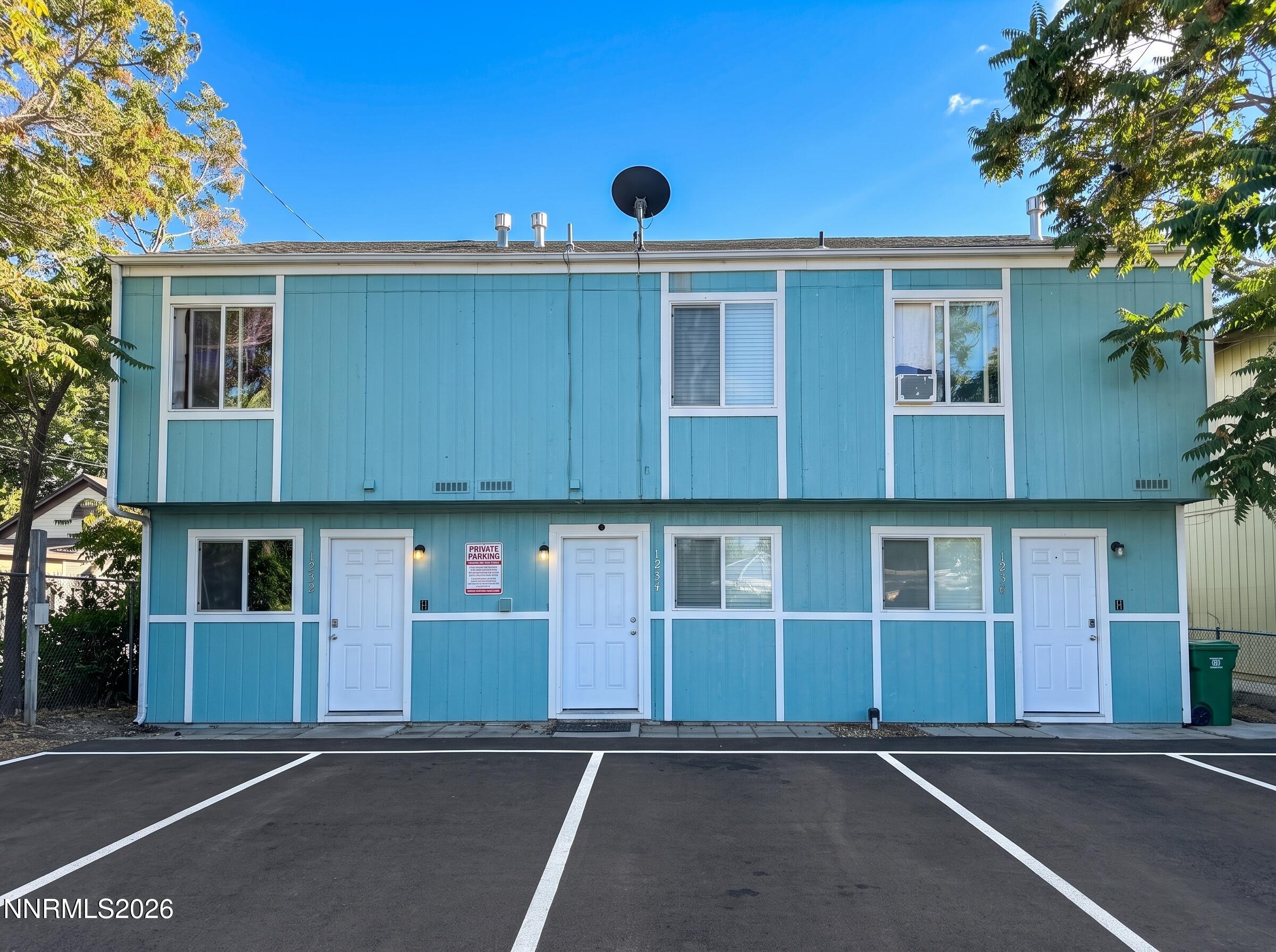 1230 E Street Property Photo 1
