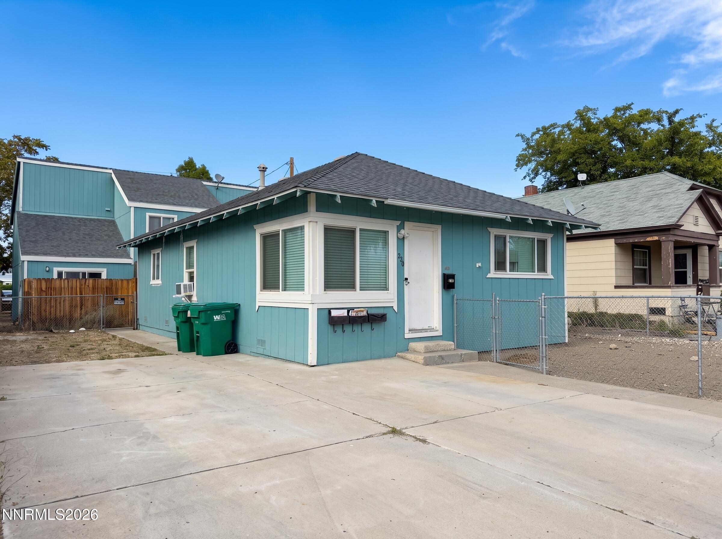 1230 E Street Property Photo 2